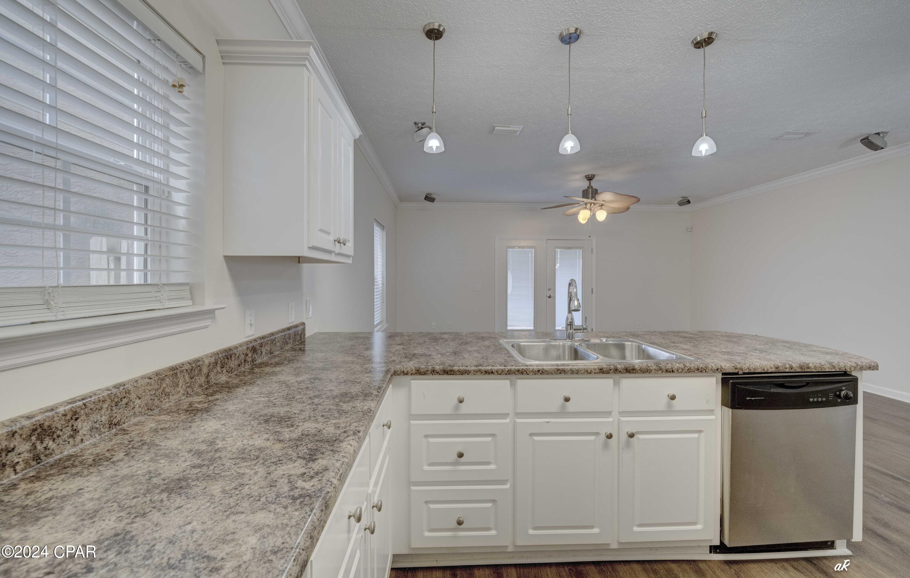 Image 7 For 6440 Summer Oak Drive B