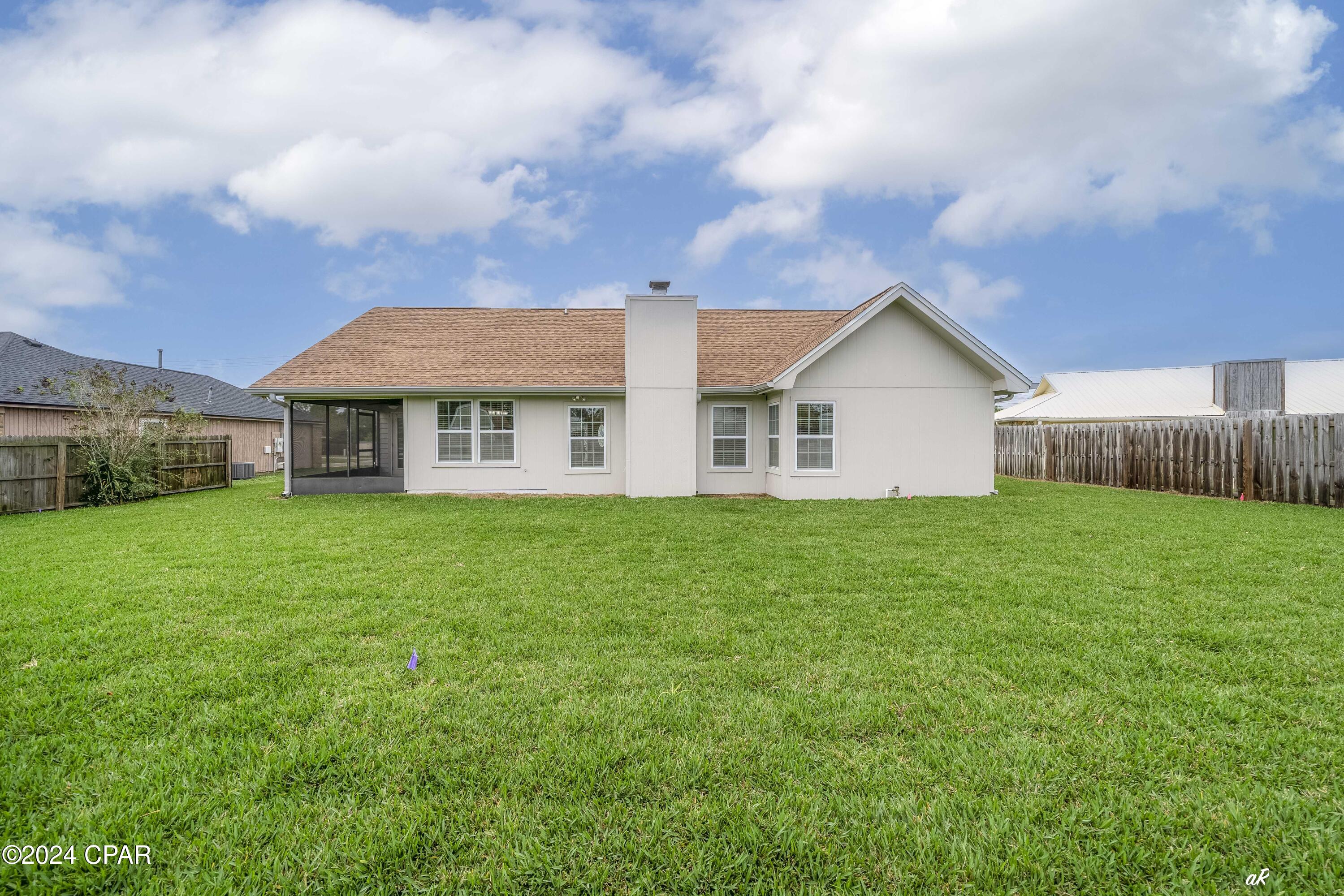 Image 23 For 305 Star Avenue