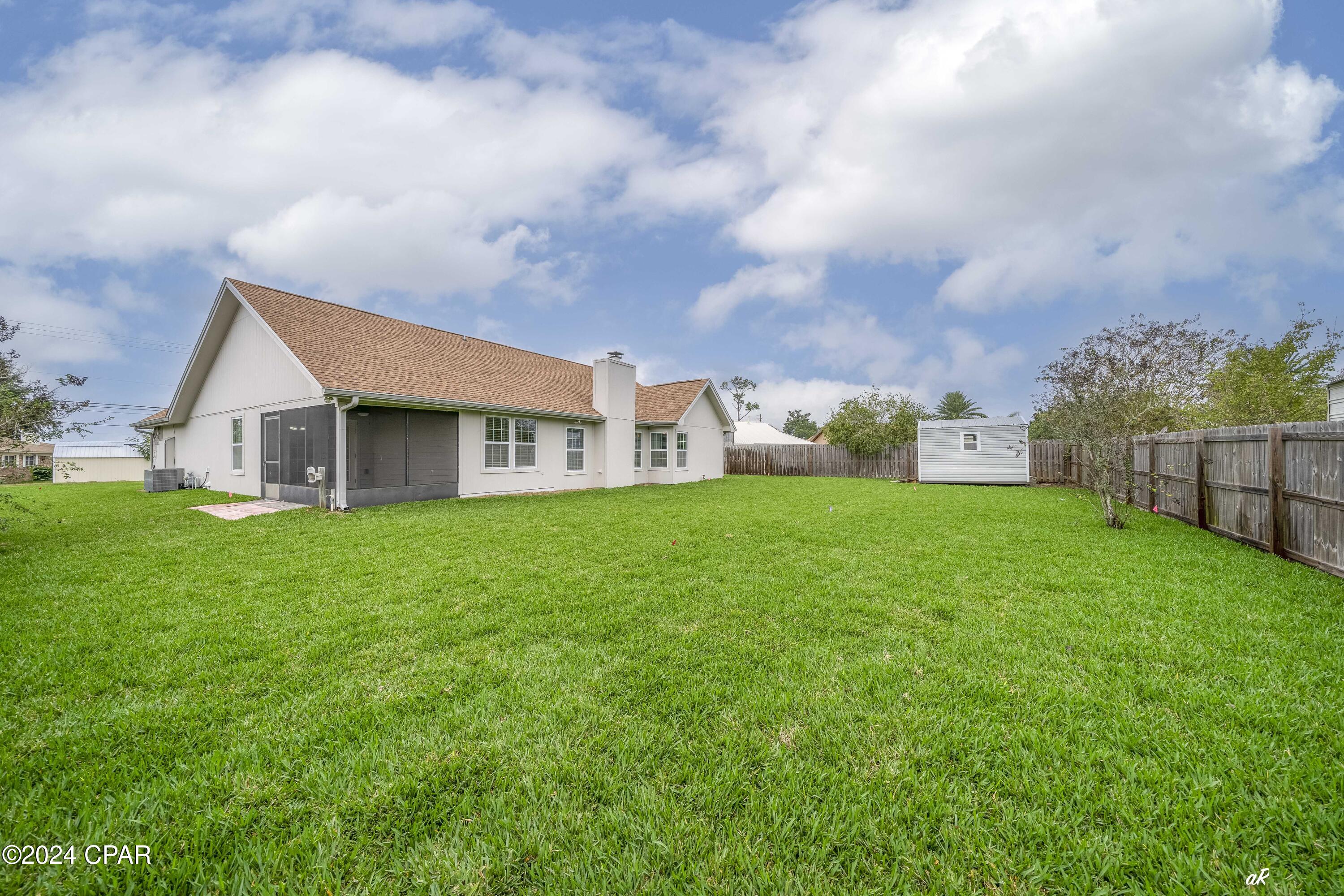 Image 25 For 305 Star Avenue