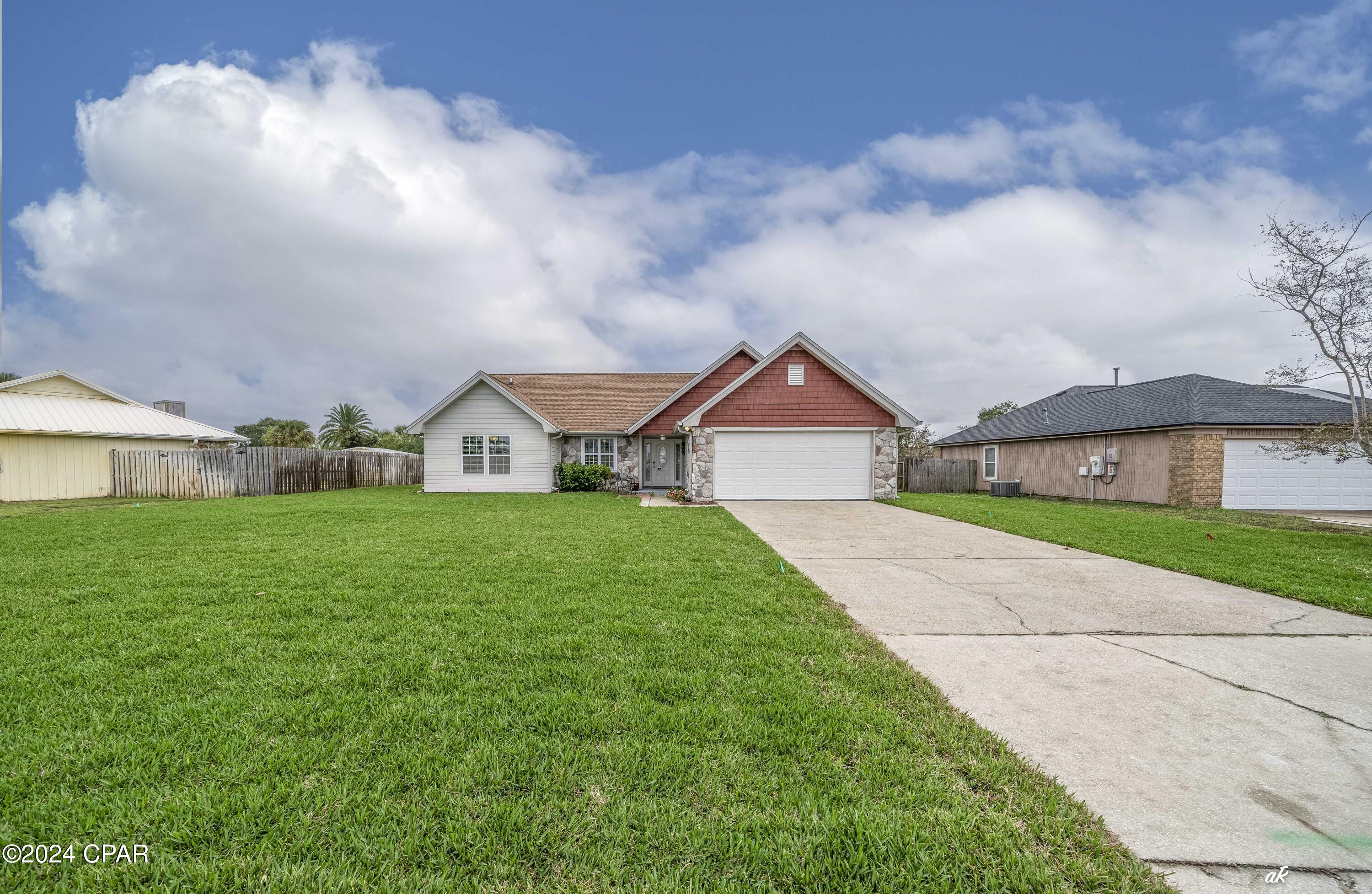 Image 3 For 305 Star Avenue