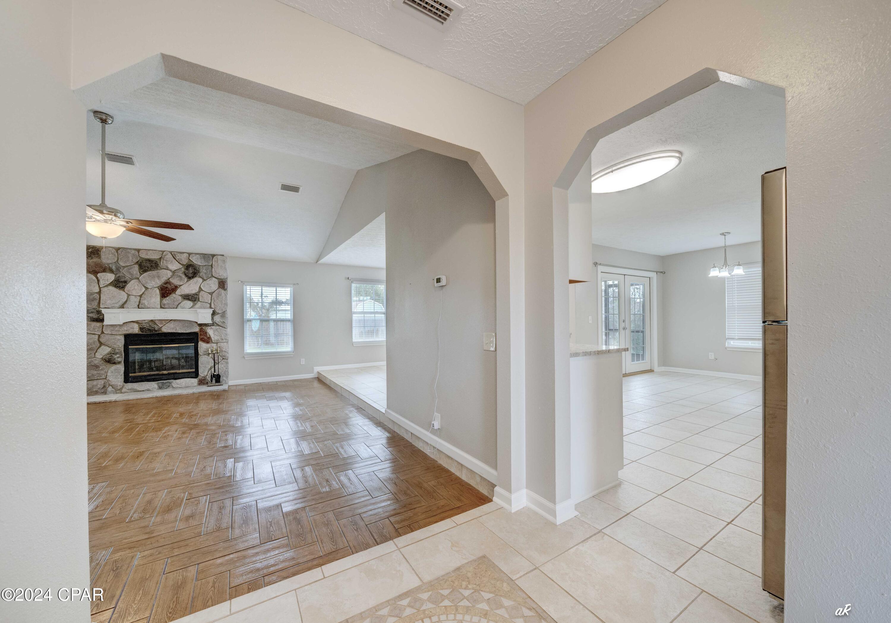 Image 5 For 305 Star Avenue