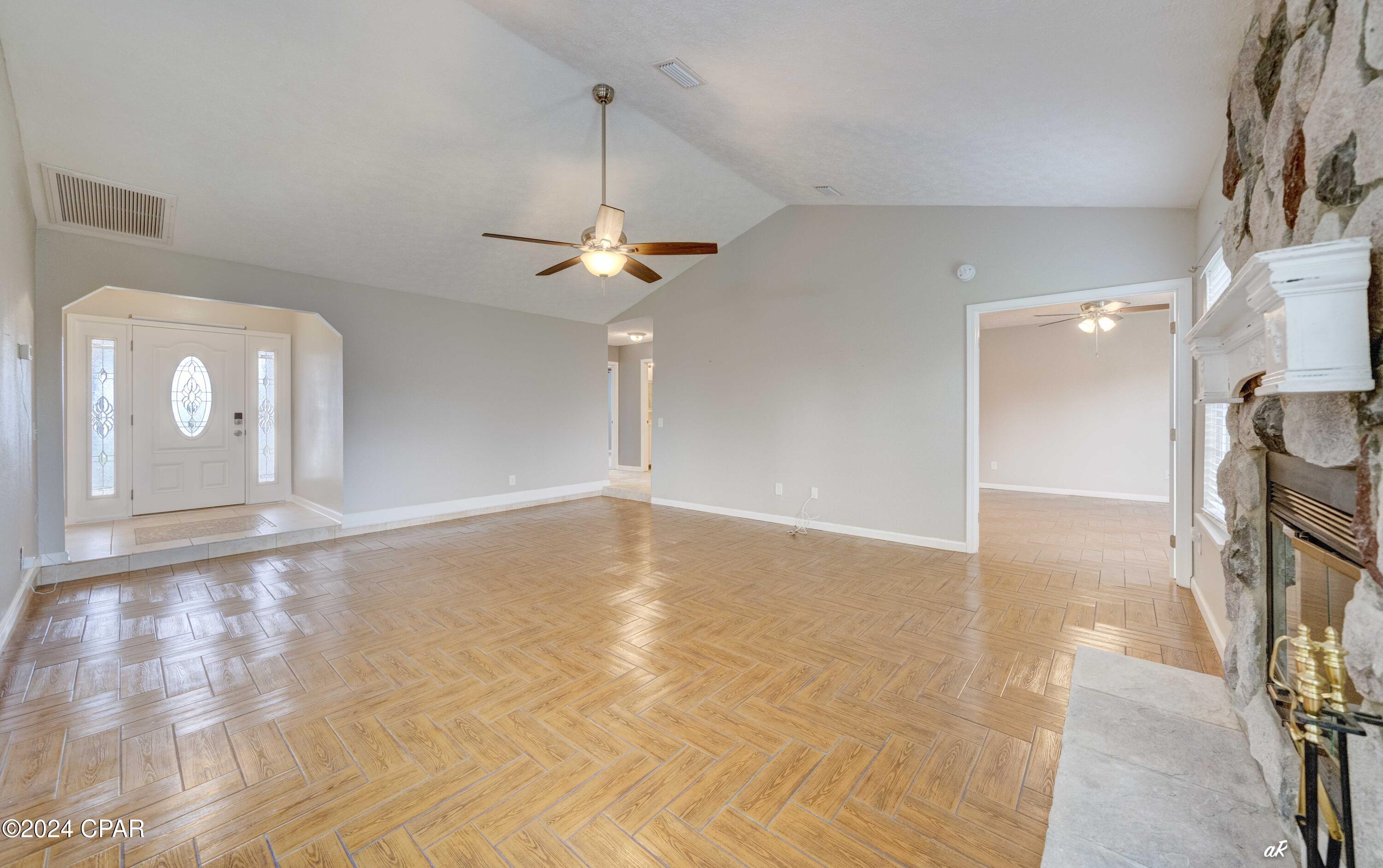 Image 6 For 305 Star Avenue