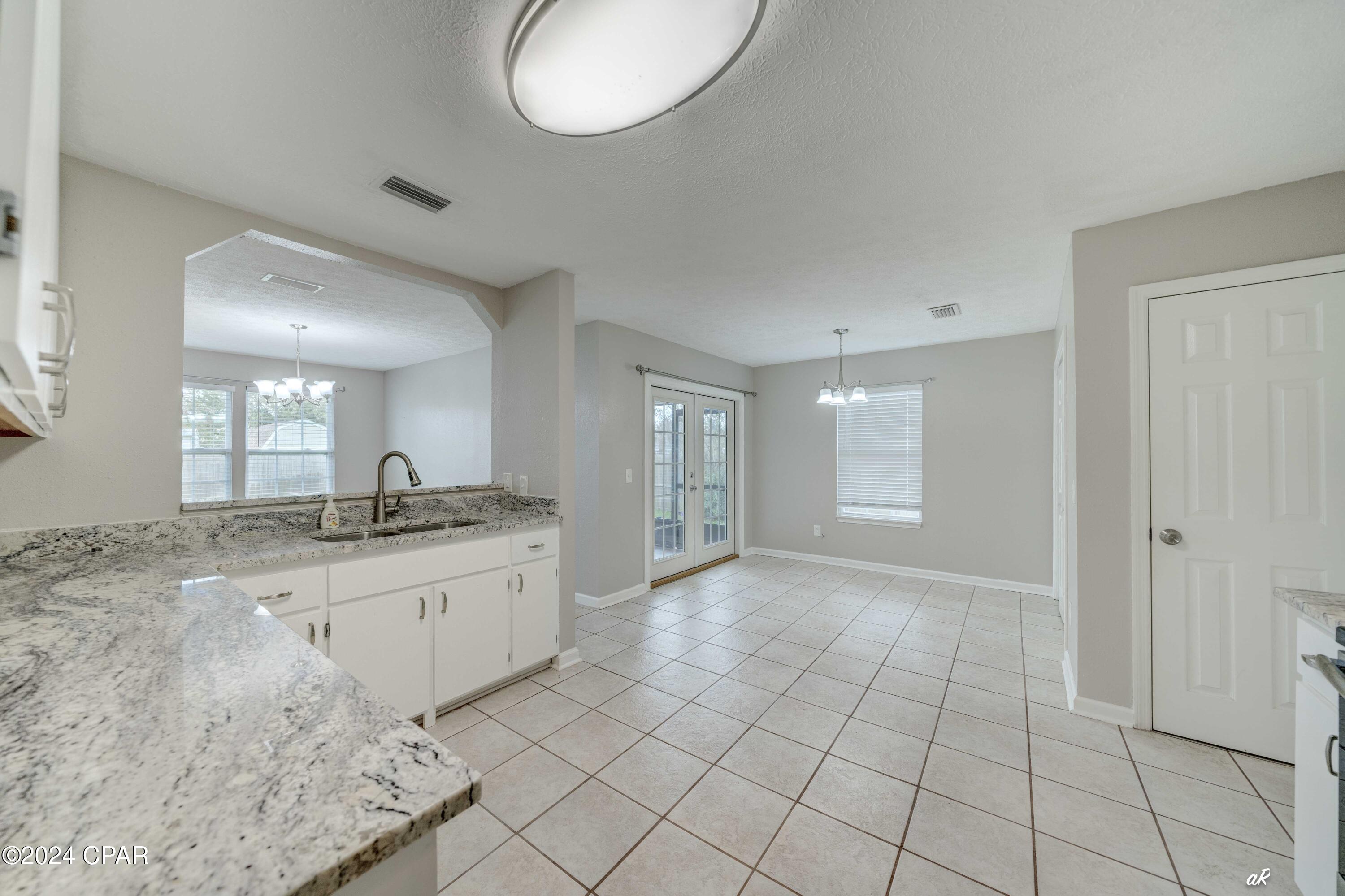 Image 8 For 305 Star Avenue