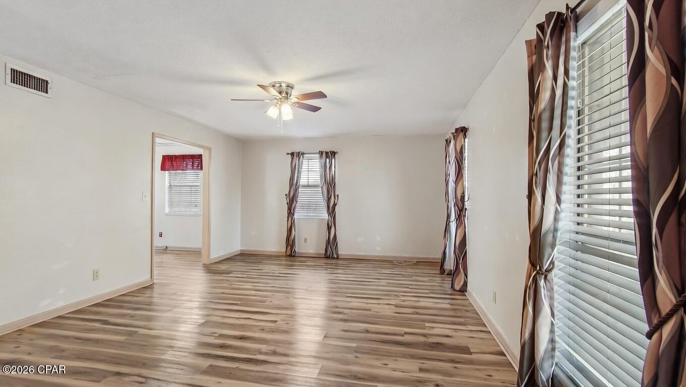 Image 18 For 4026 Milano Road