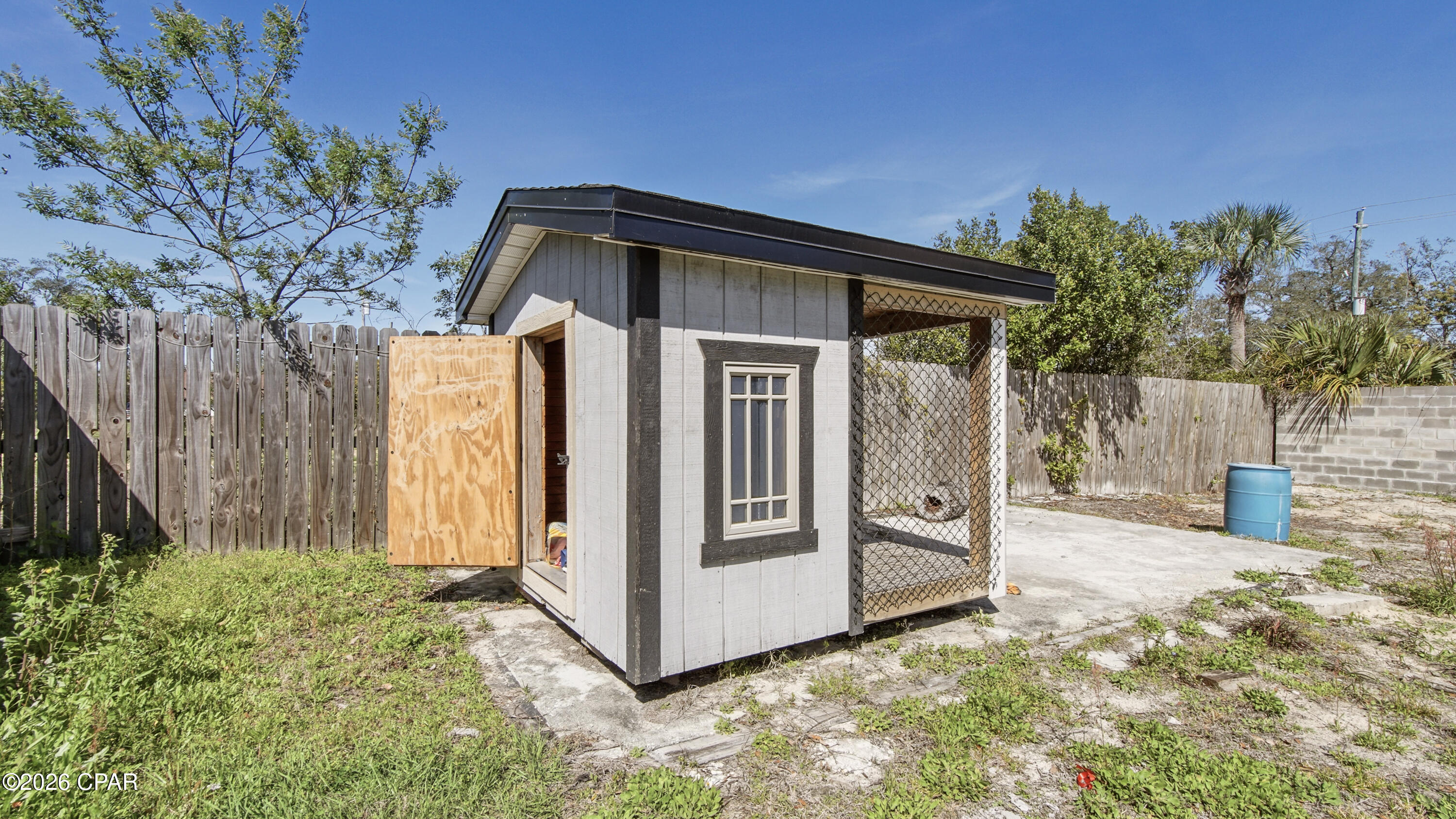 Image 20 For 1613 Hickory Avenue