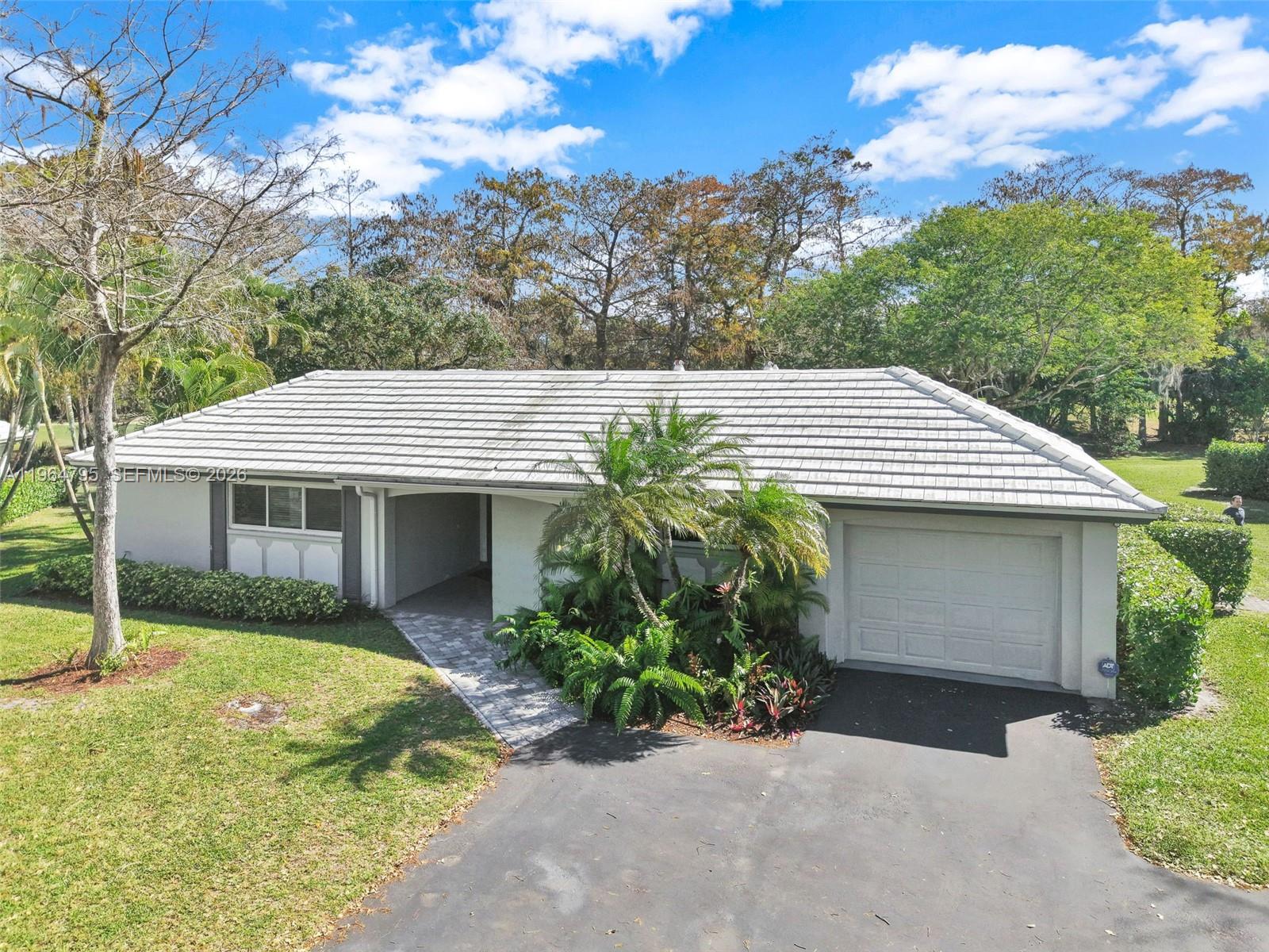 No 89 Palm-Aire Country C