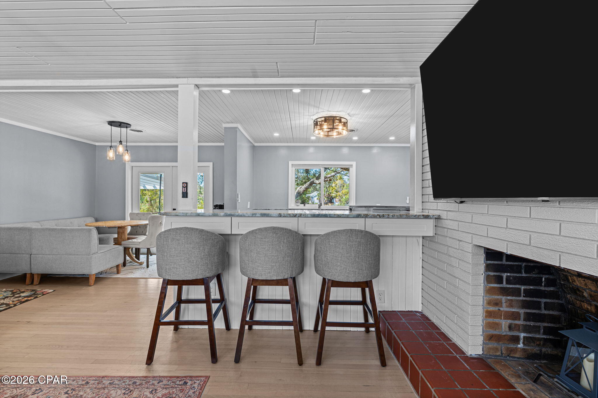 Image 12 For 1006 High Street