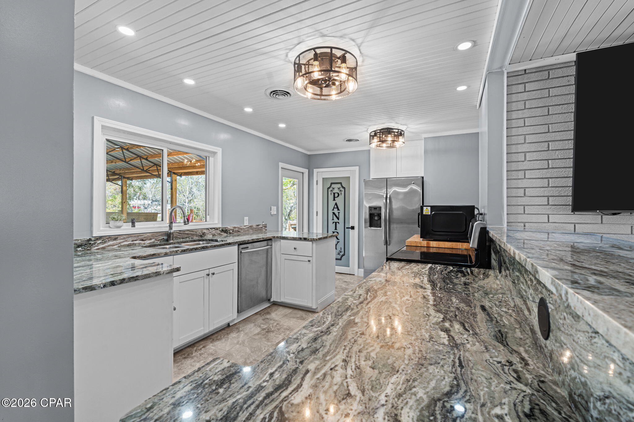 Image 14 For 1006 High Street