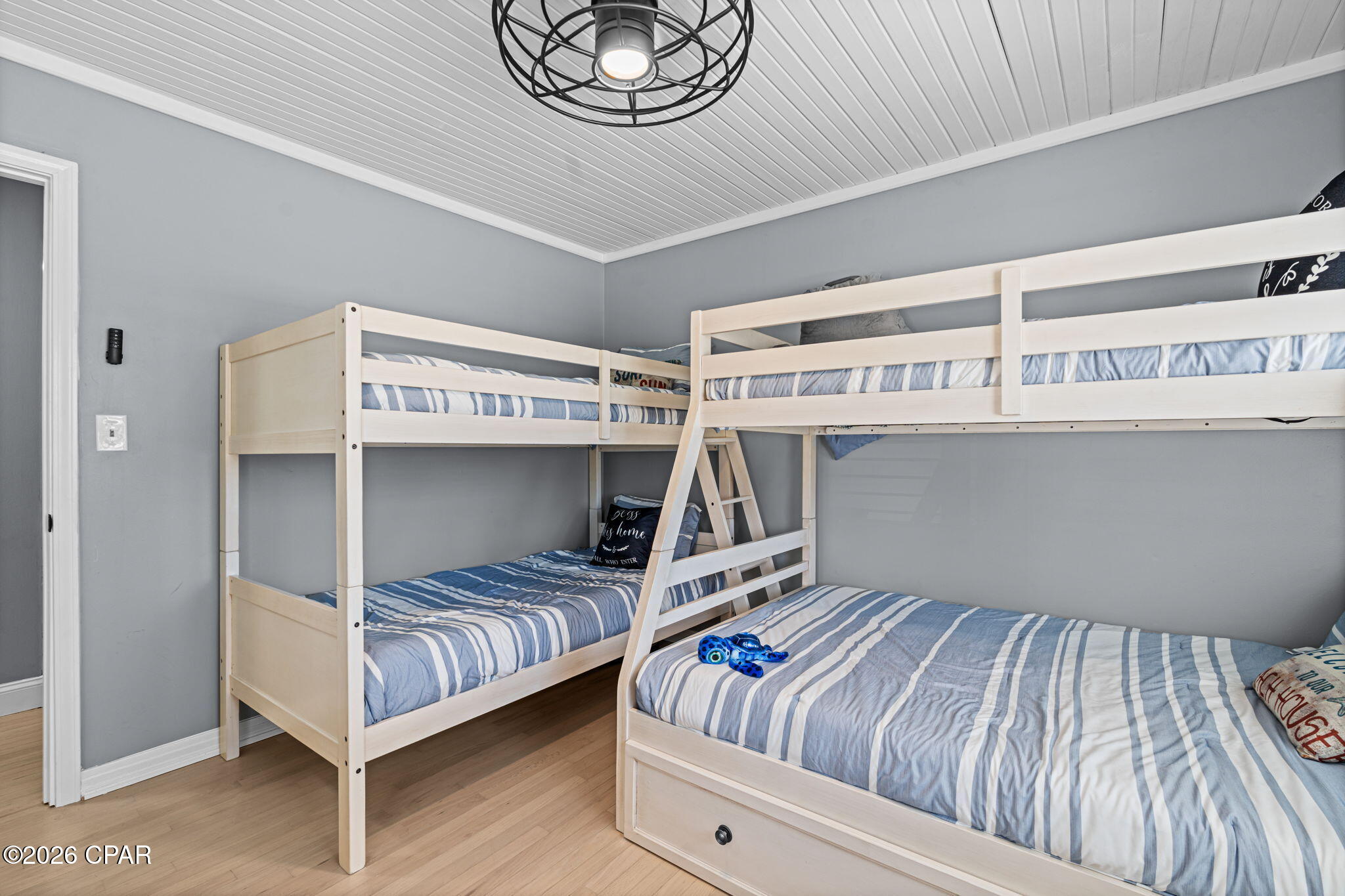 Image 22 For 1006 High Street