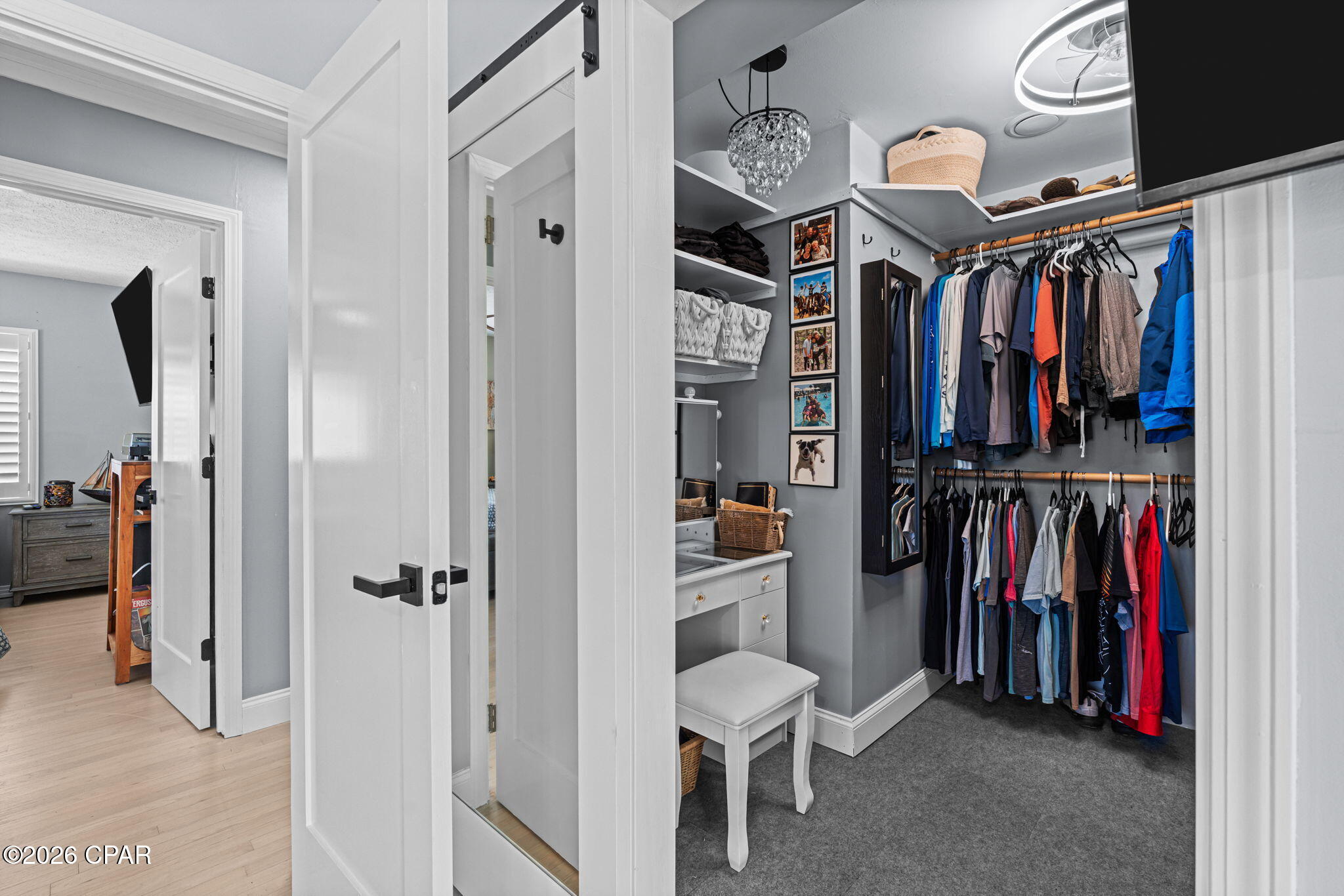 Image 24 For 1006 High Street