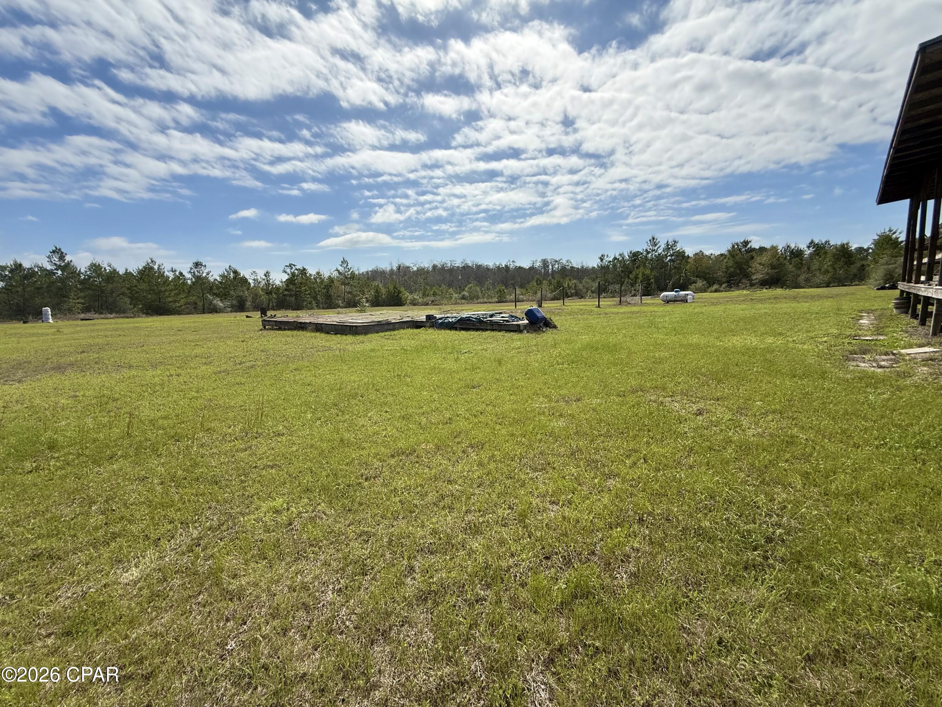 Image 12 For 22985 Lamont Road