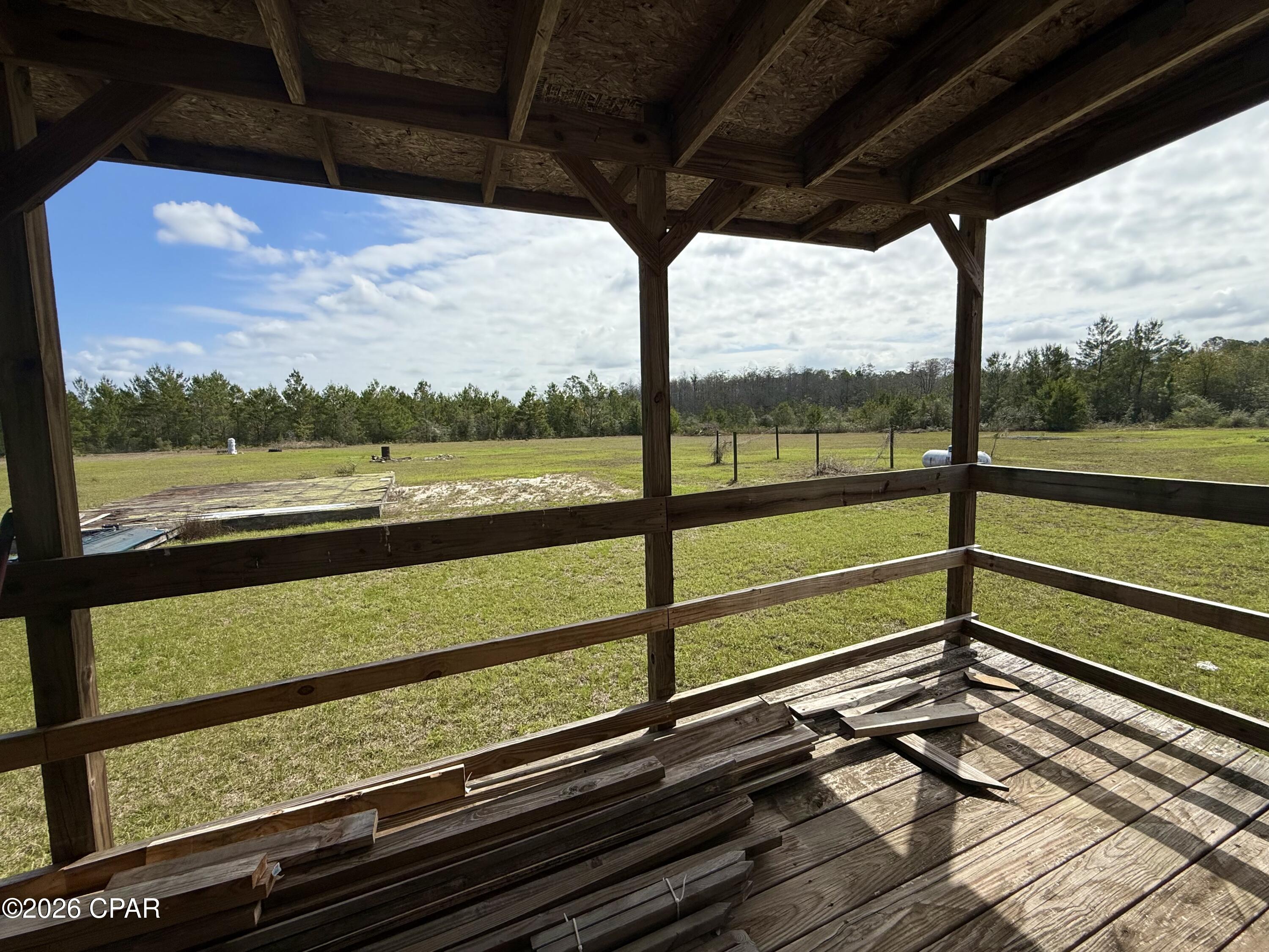 Image 4 For 22985 Lamont Road