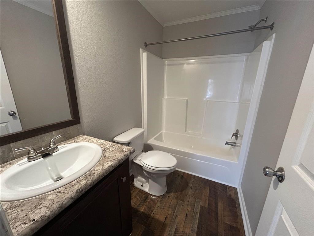 2426 Gulfway Boulevard — photo 3