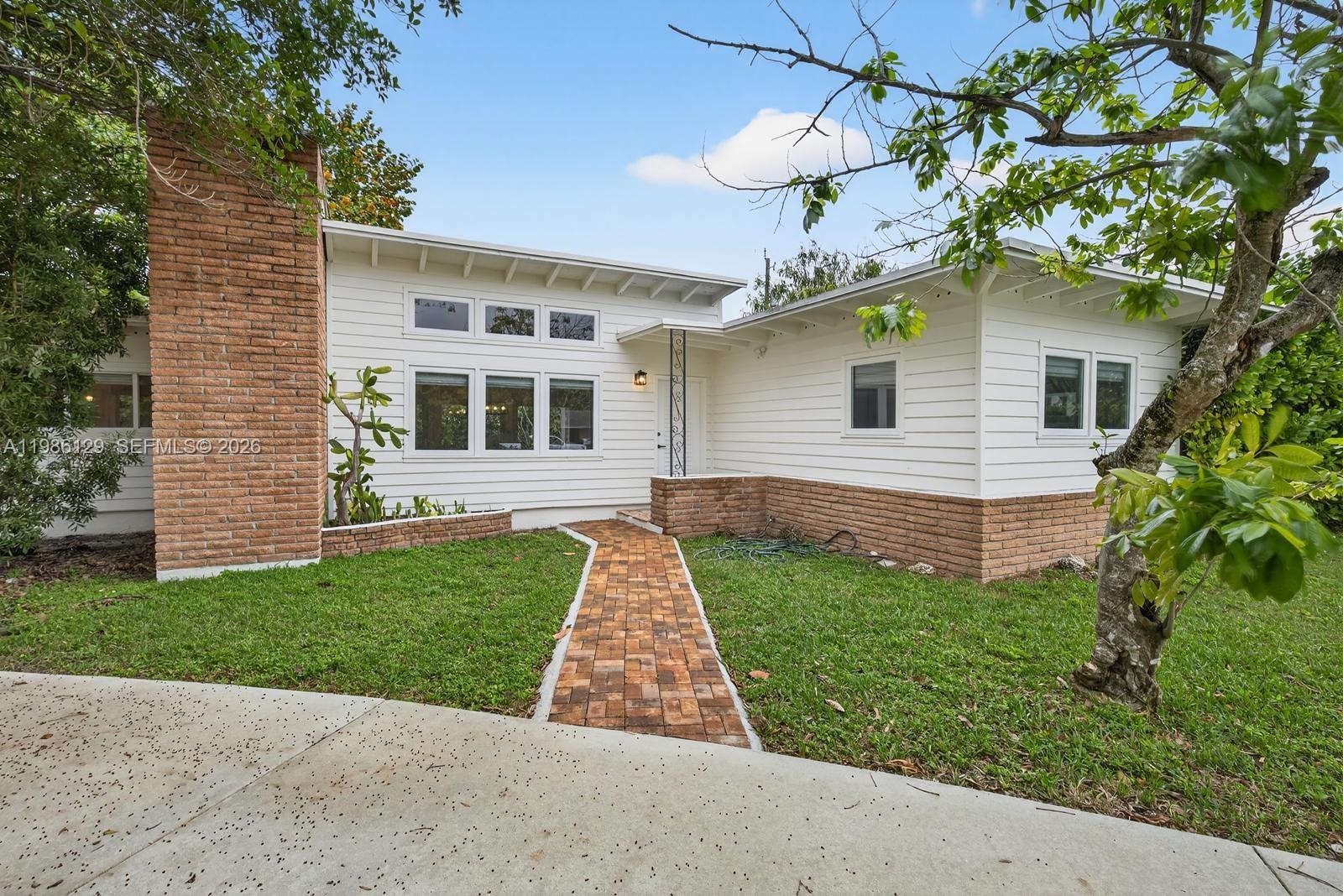 Bird Road Estates