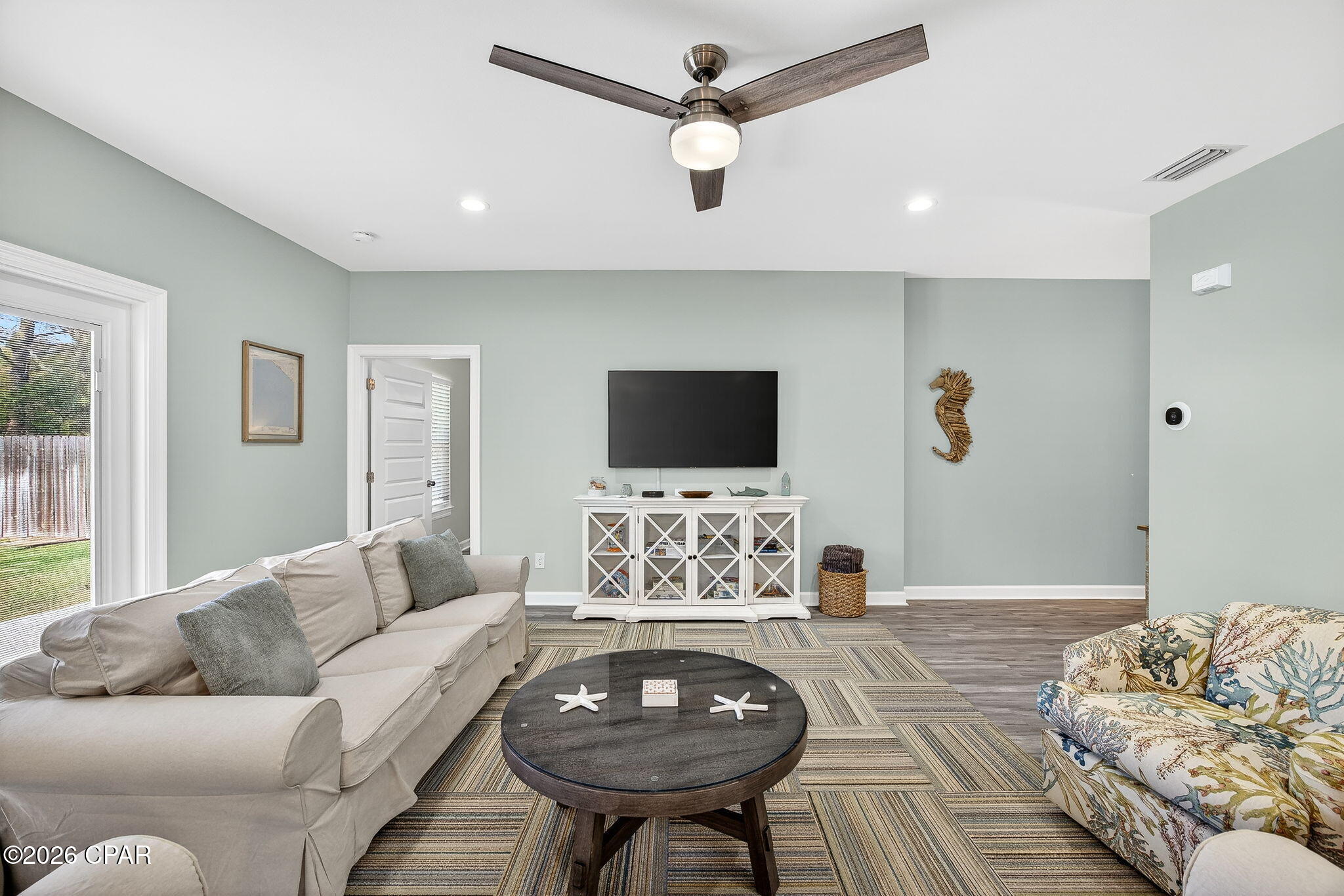 Image 14 For 319 Oleander Drive