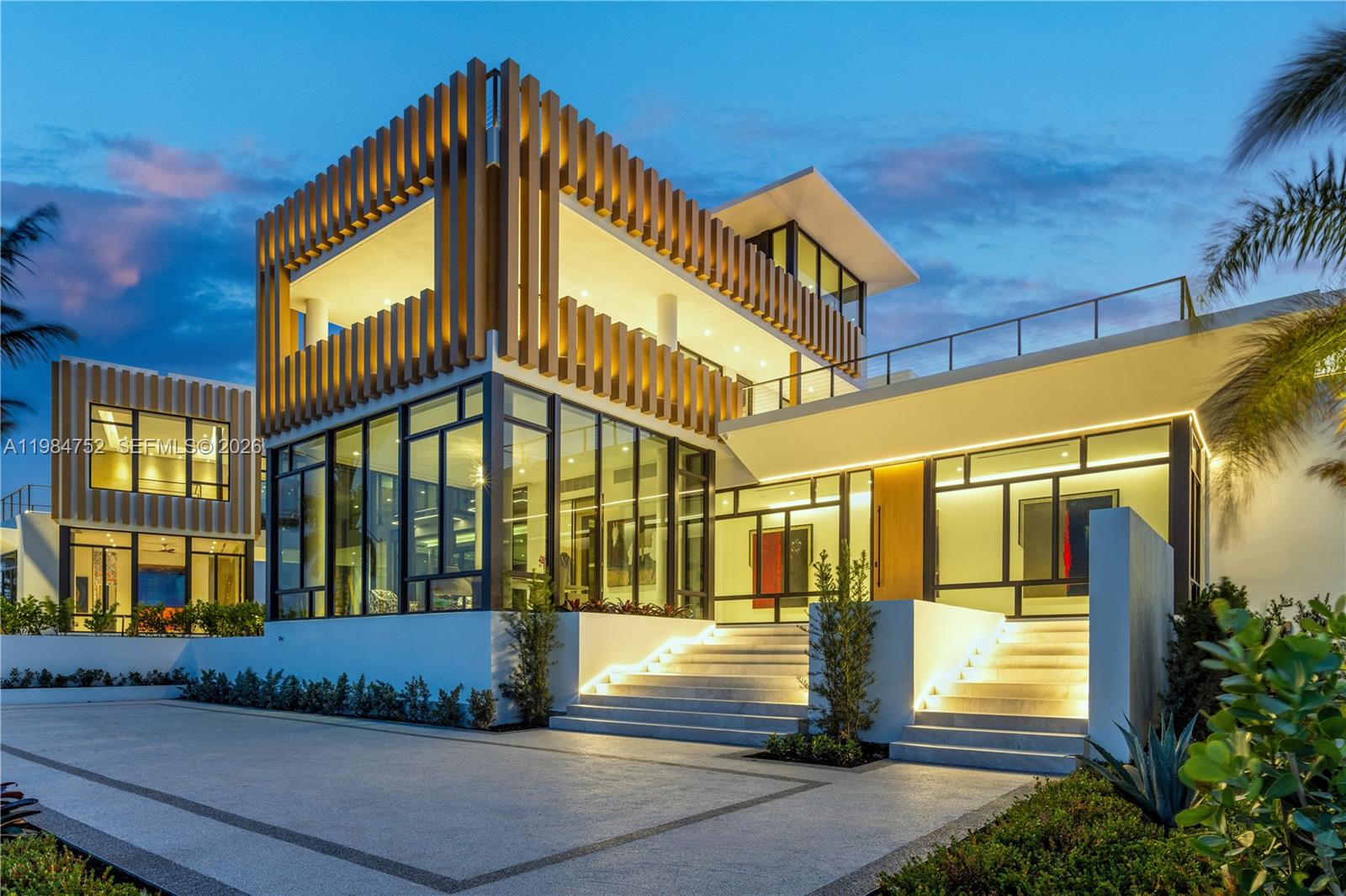 listing main picture