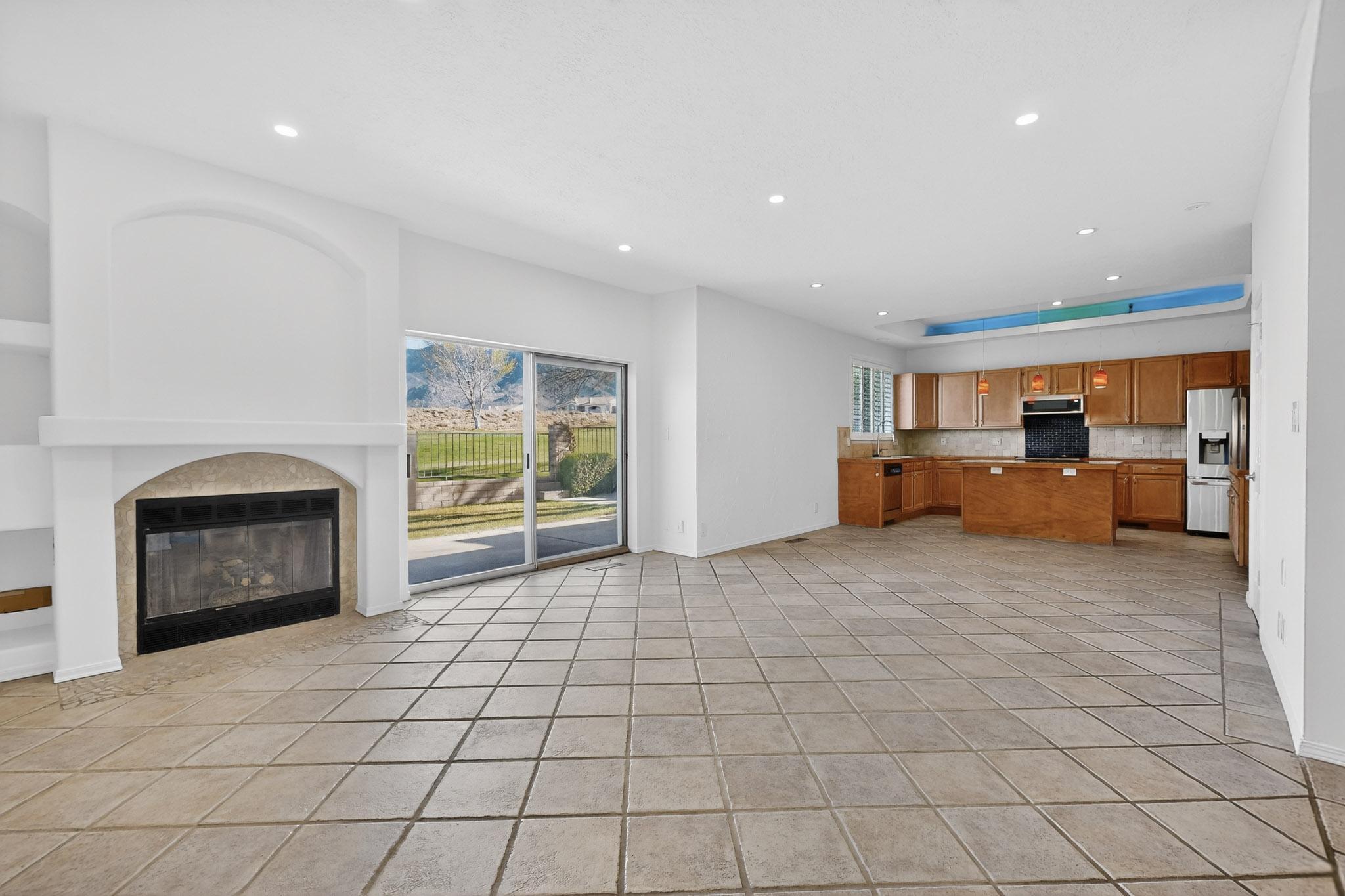12017 CARIBOU AVENUE NE, ALBUQUERQUE, NM 87111  Photo 6