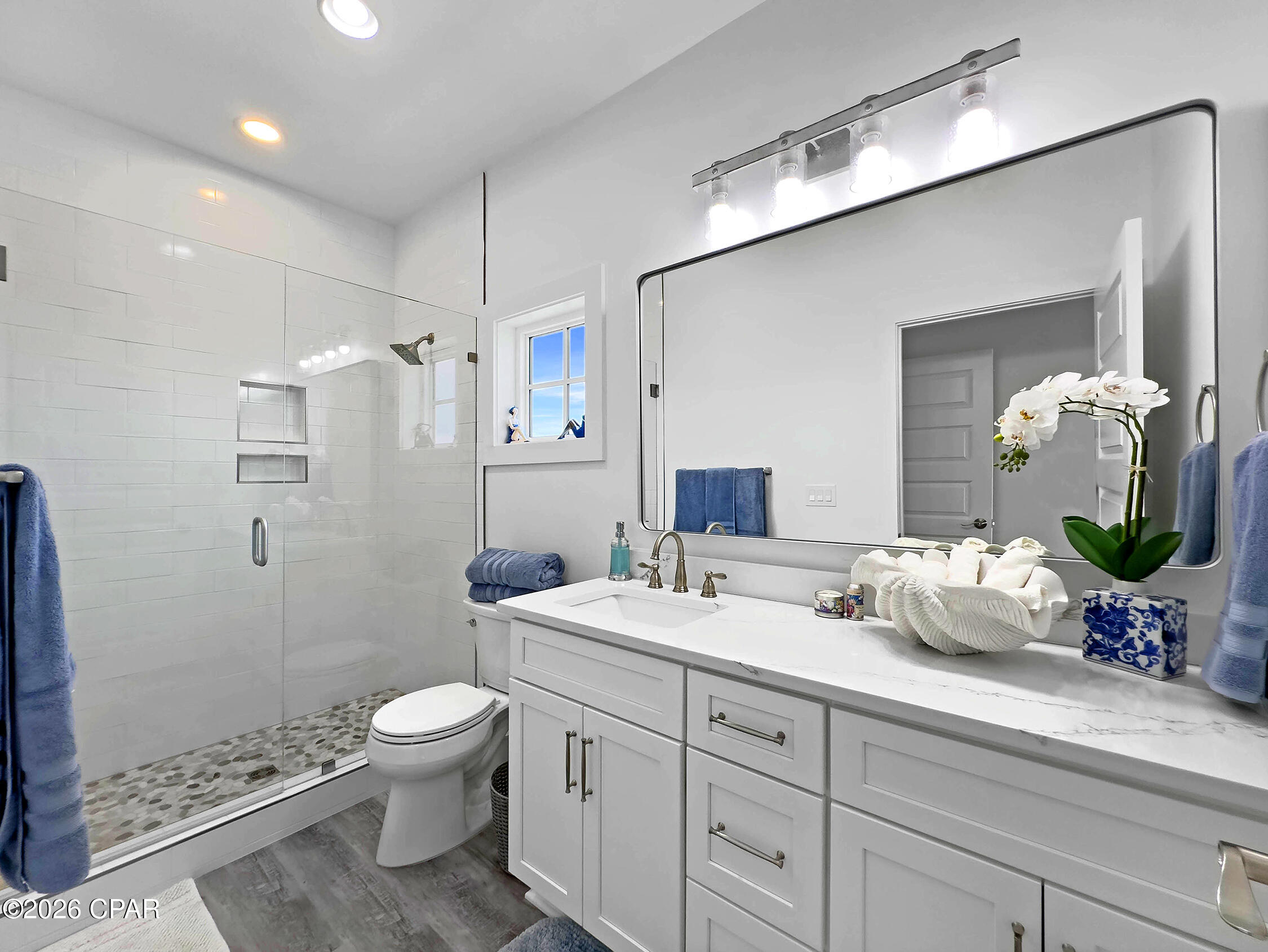 Image 27 For 107 41st Street D