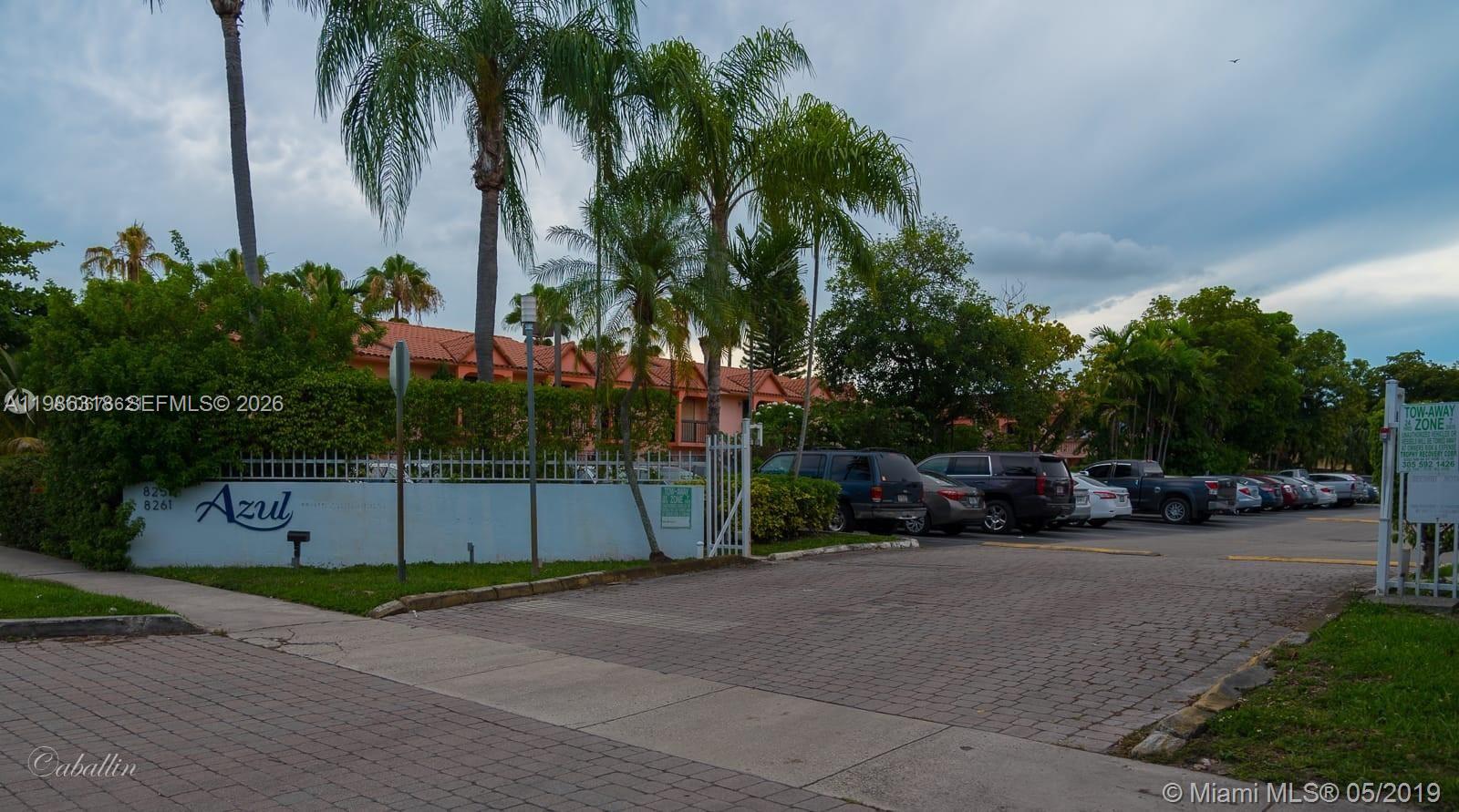 Azul At Fontainebleau Con