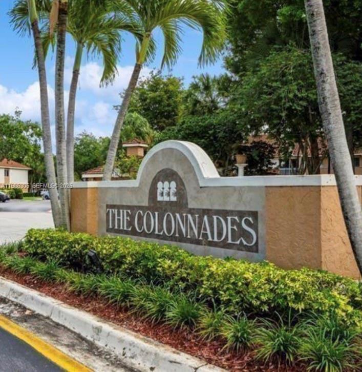 Colonnades Condo