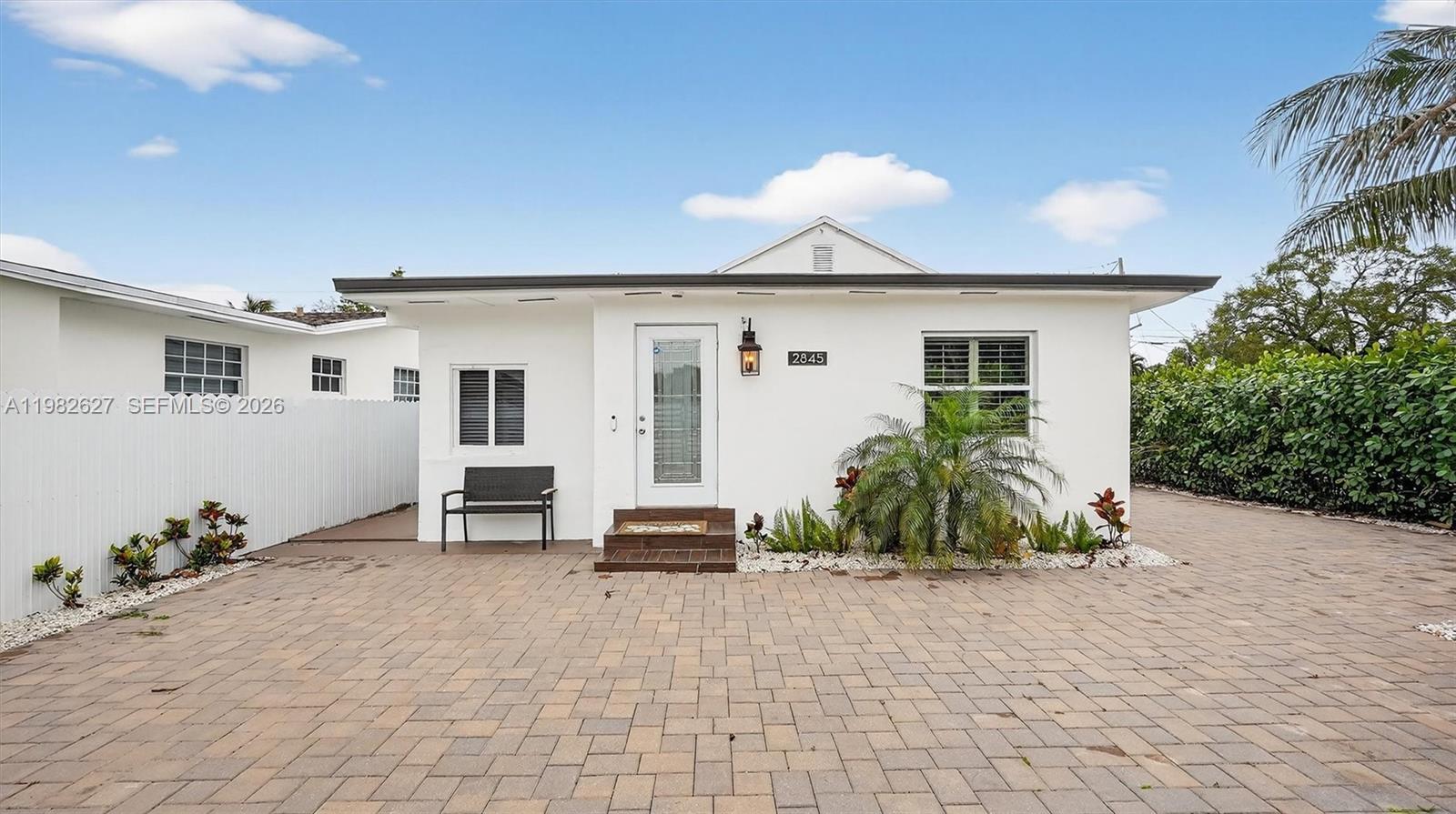 Coral Villa Rev