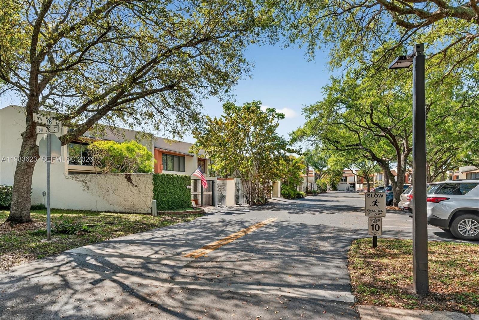 Sunset Park Lake Villas S