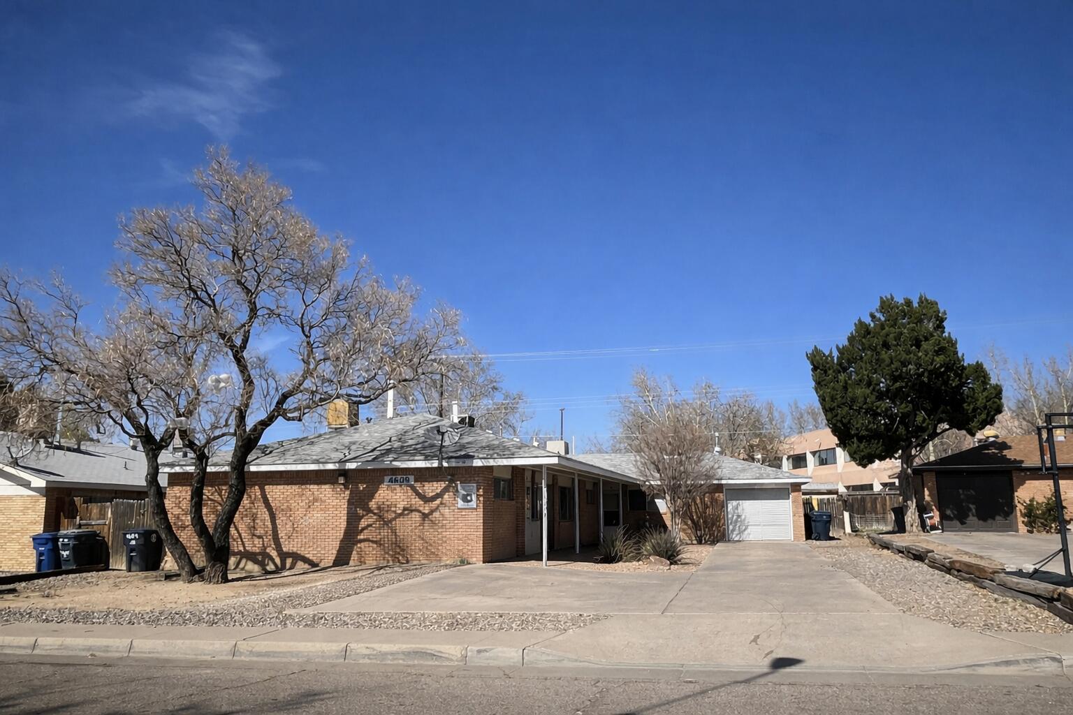 4609 Douglas Macarthur Road NE, Albuquerque, NM 87109