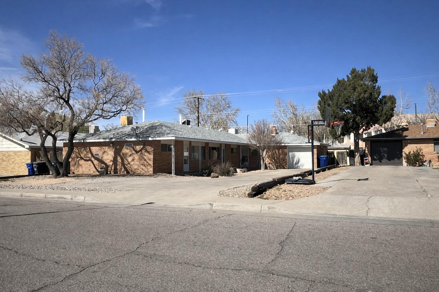 Photo 4 — 4609 Douglas Macarthur Road NE