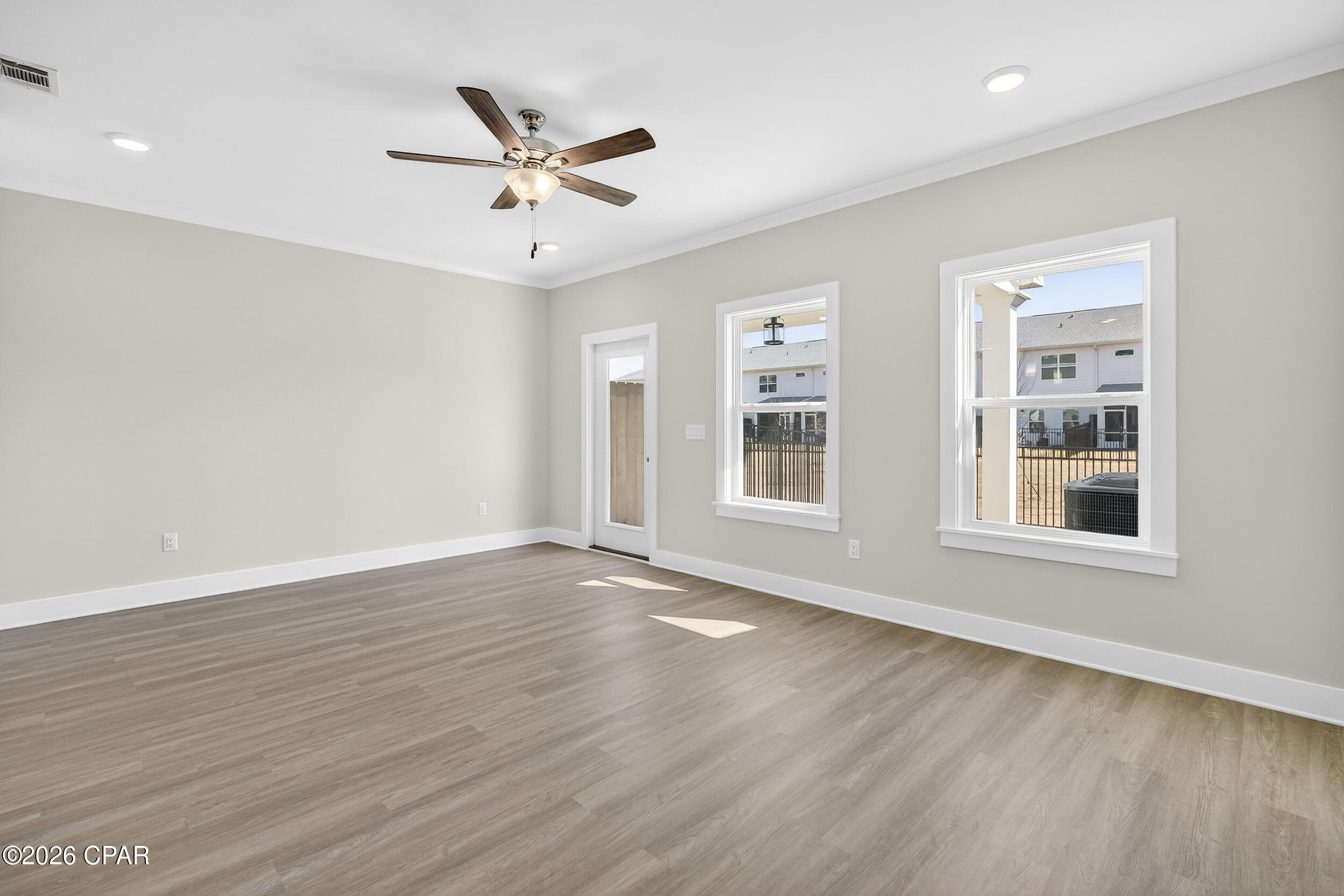 Image 4 For 303 Cyan Lane 26