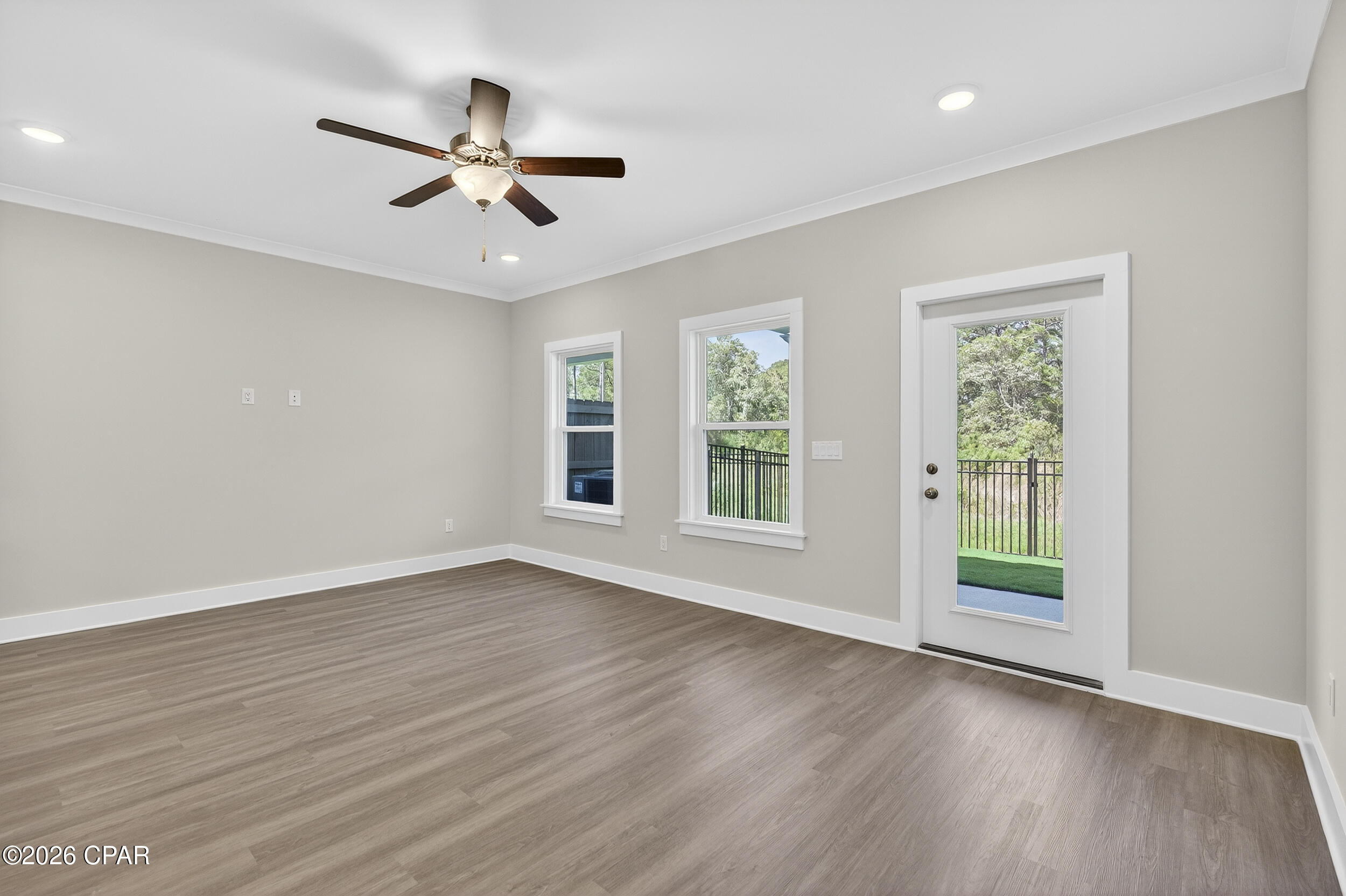 Image 4 For 303 Cyan Lane 26