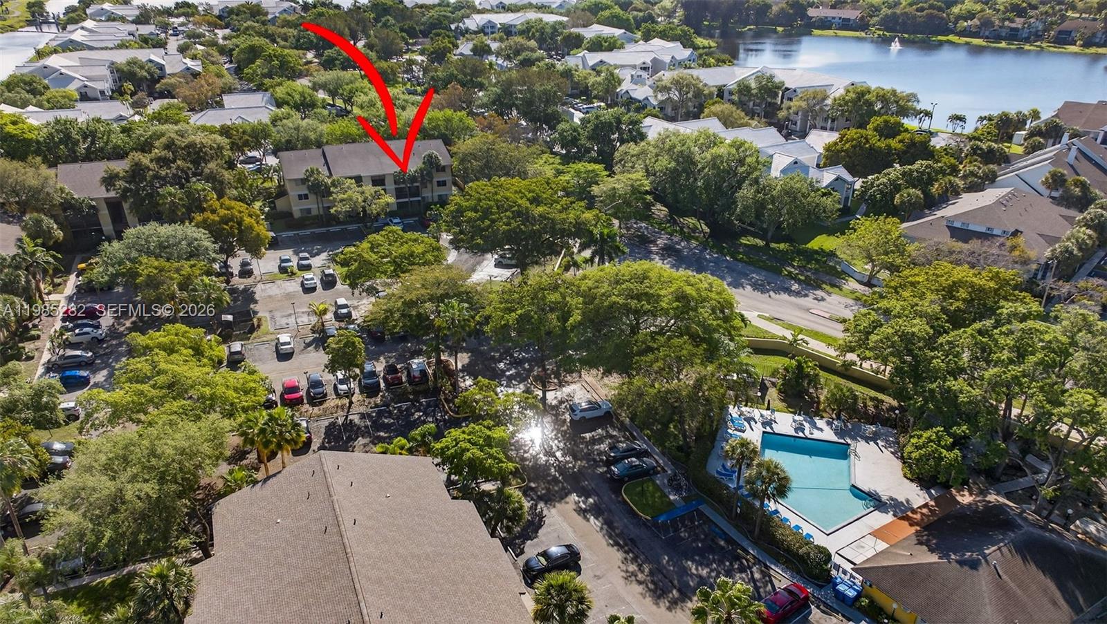 Oakland Forest Club Condo