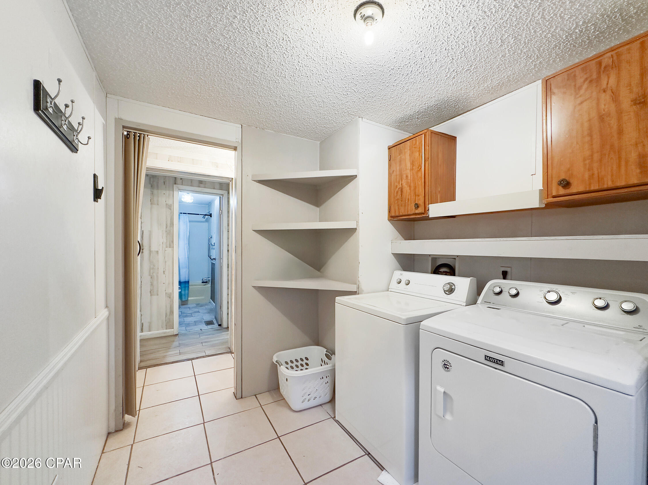 Listing photo id 18 for 1584 Peachtree Road