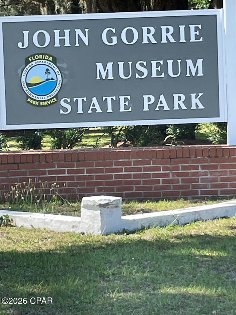 Listing photo id 42 for 1584 Peachtree Road