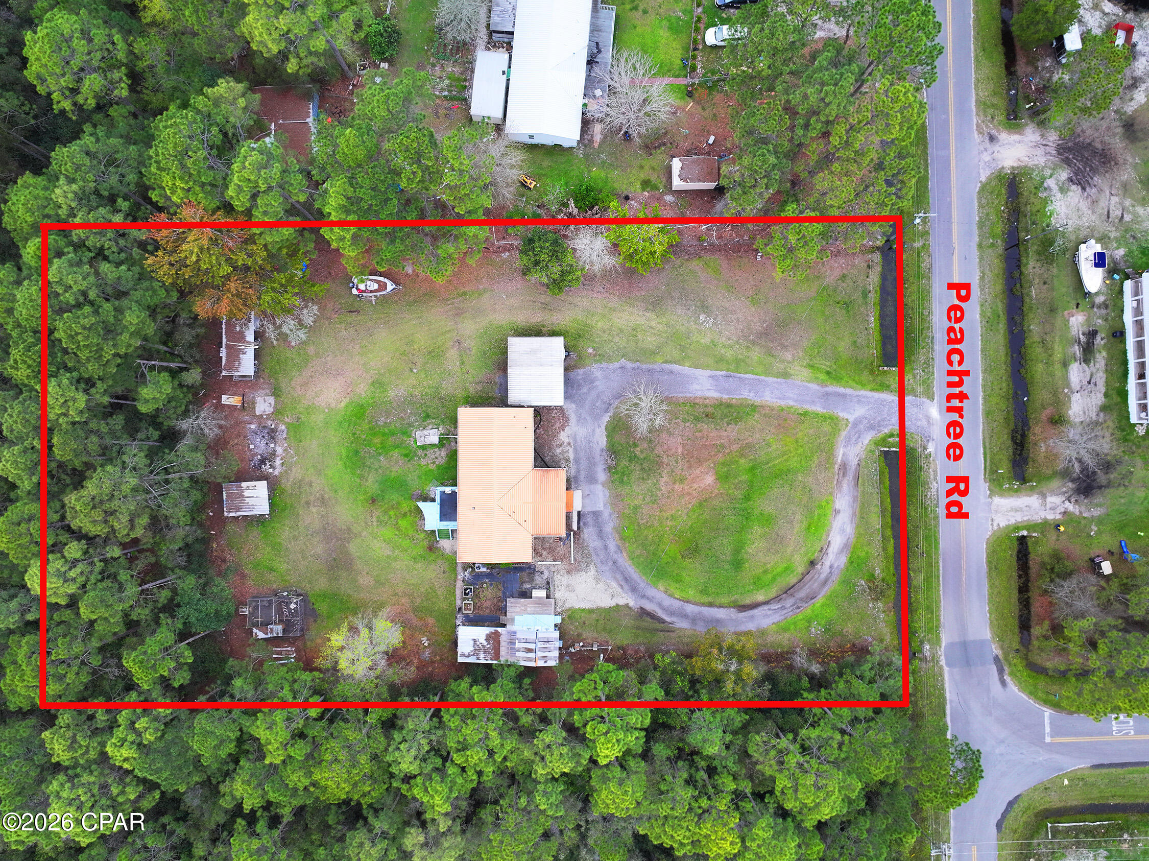 Listing photo id 5 for 1584 Peachtree Road