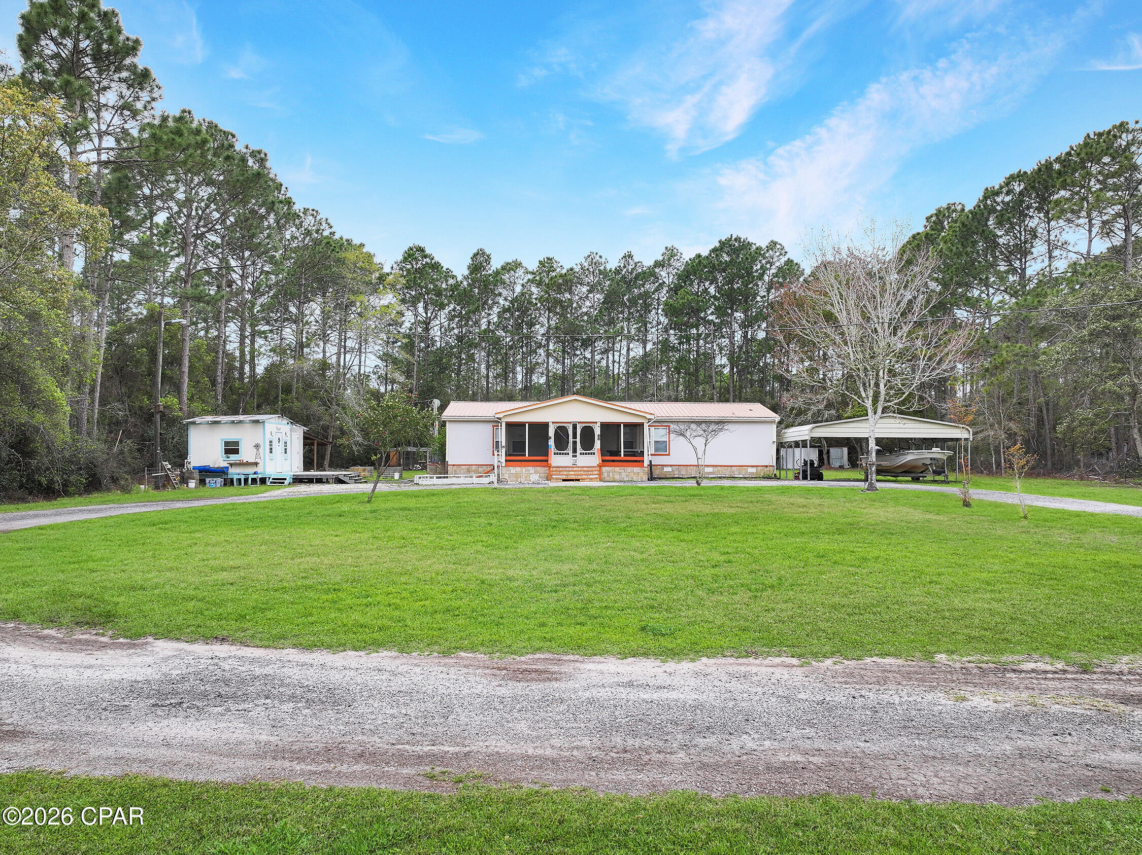 Listing photo id 9 for 1584 Peachtree Road