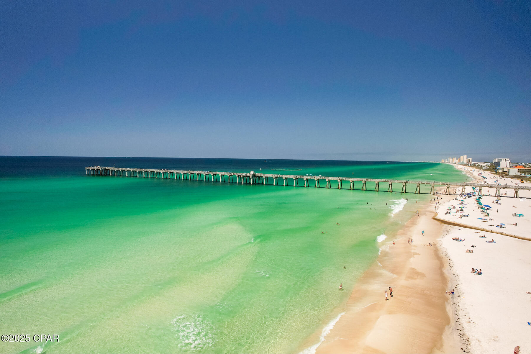 Listing photo id 9 for 5403 Gulf Drive