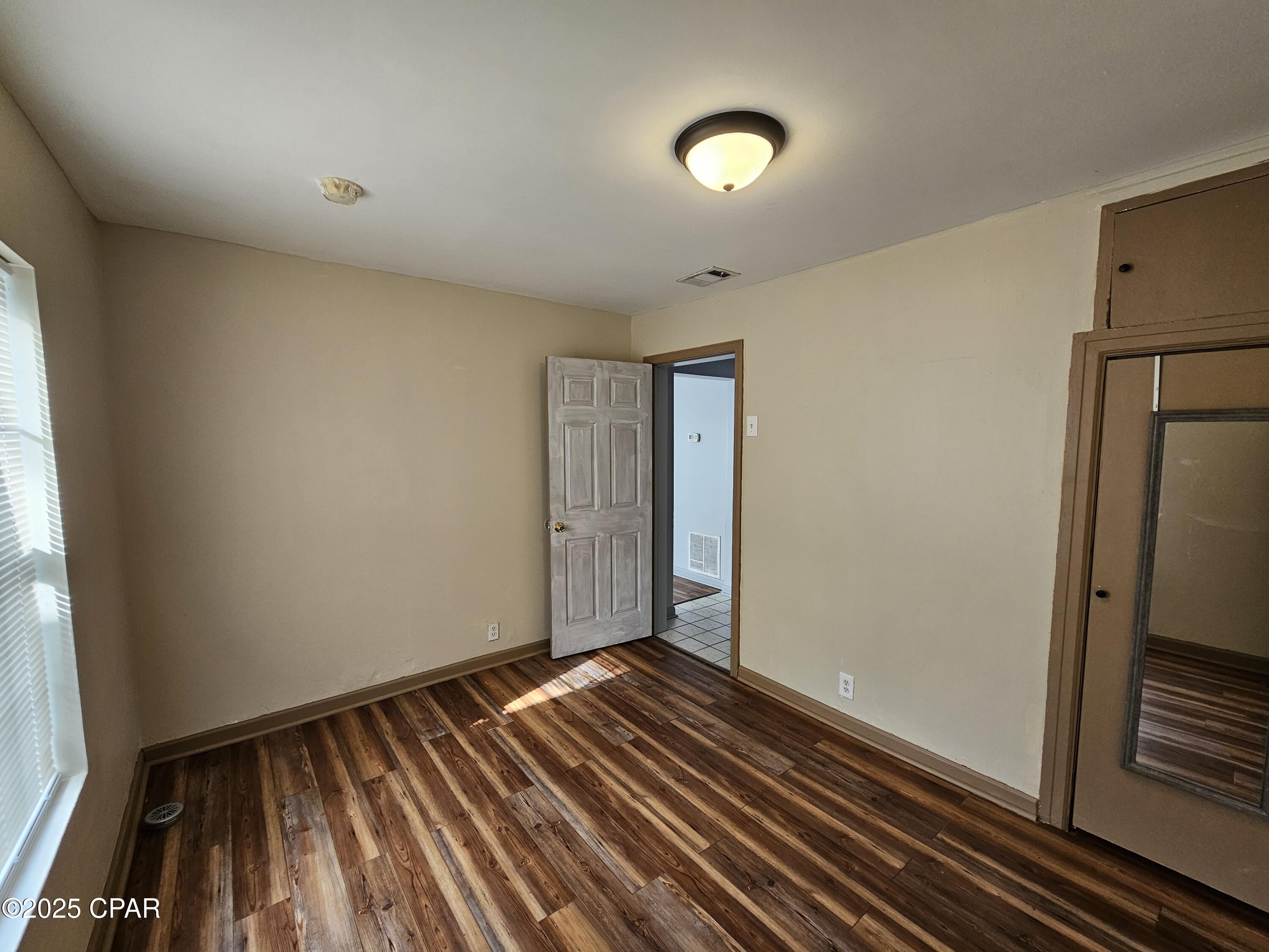 Image 6 For 1814 Arthur Avenue A & B