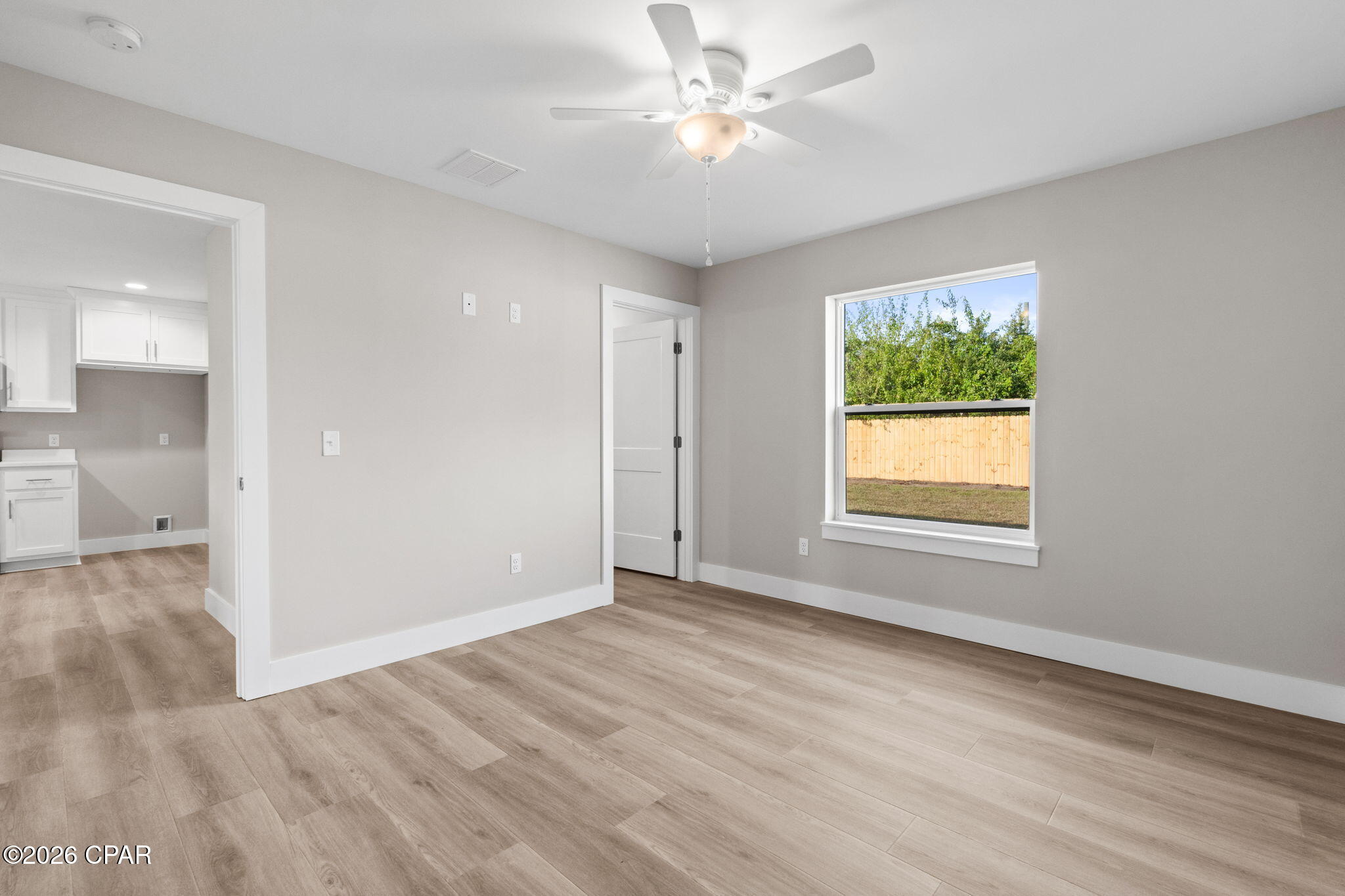 Image 12 For 729 Kirklin Avenue