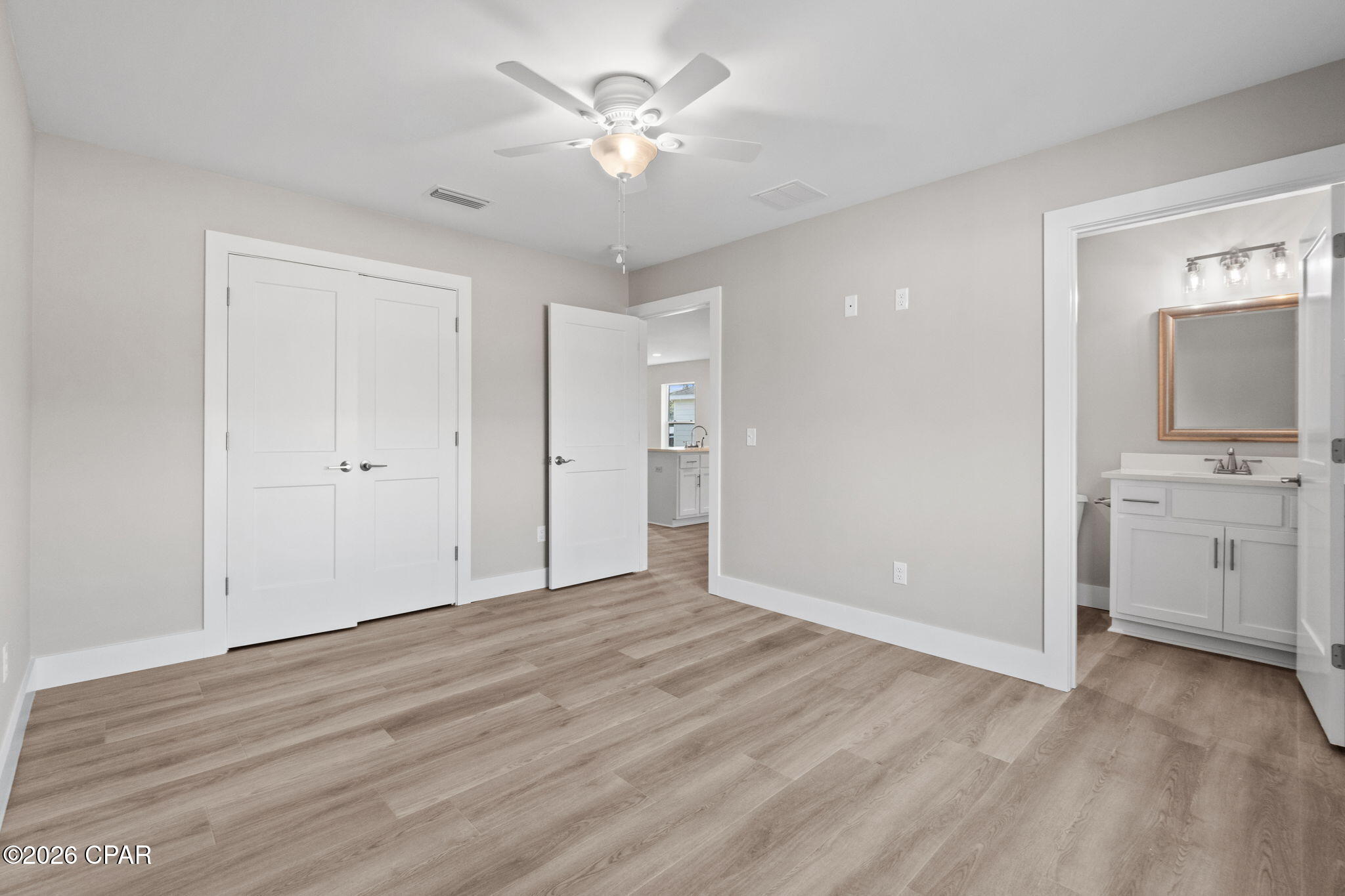 Image 13 For 729 Kirklin Avenue