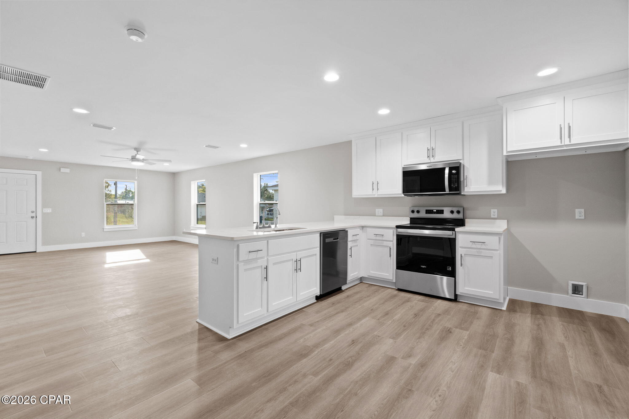 Image 9 For 729 Kirklin Avenue