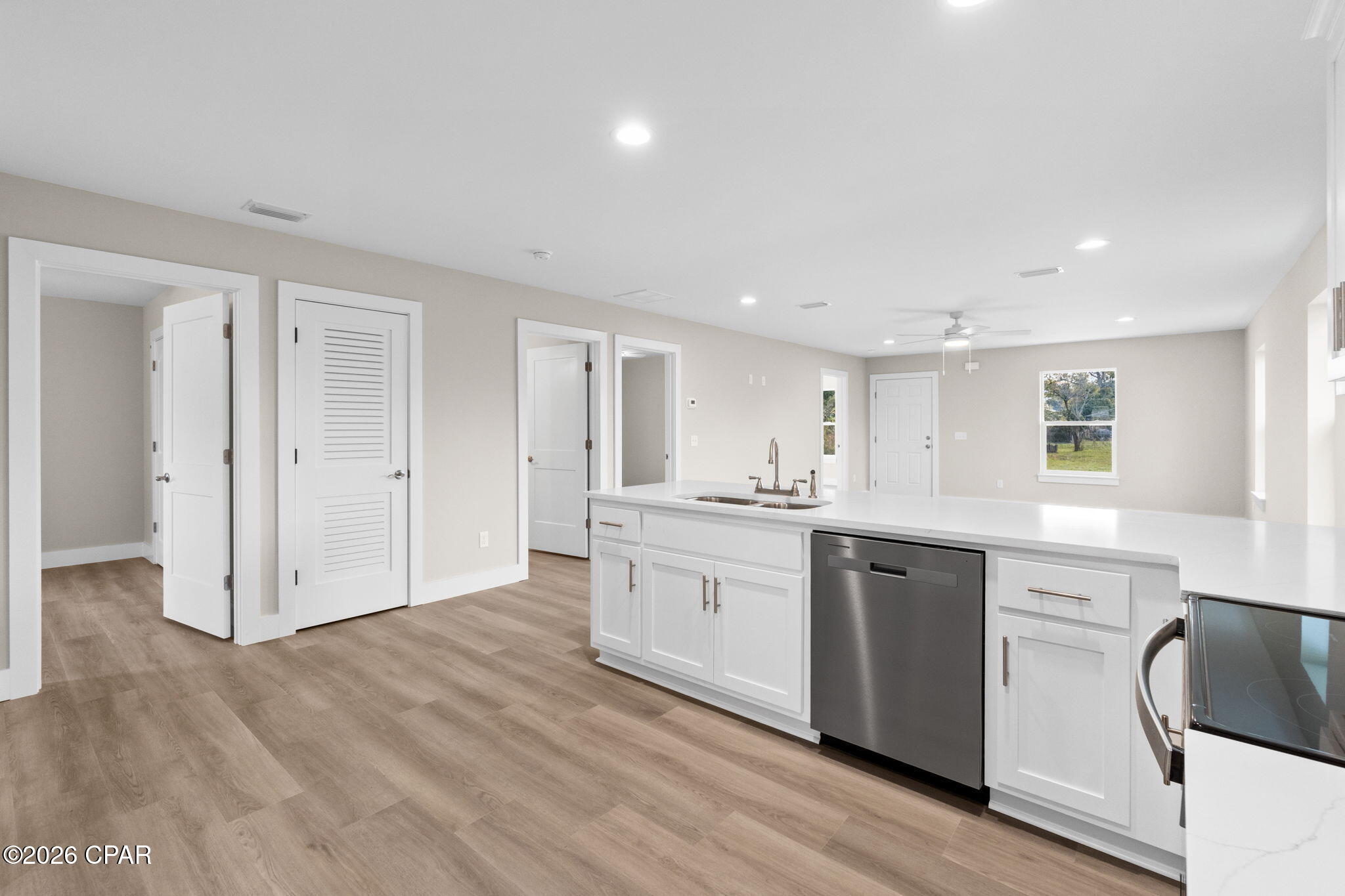 Image 10 For 727 Kirklin Avenue