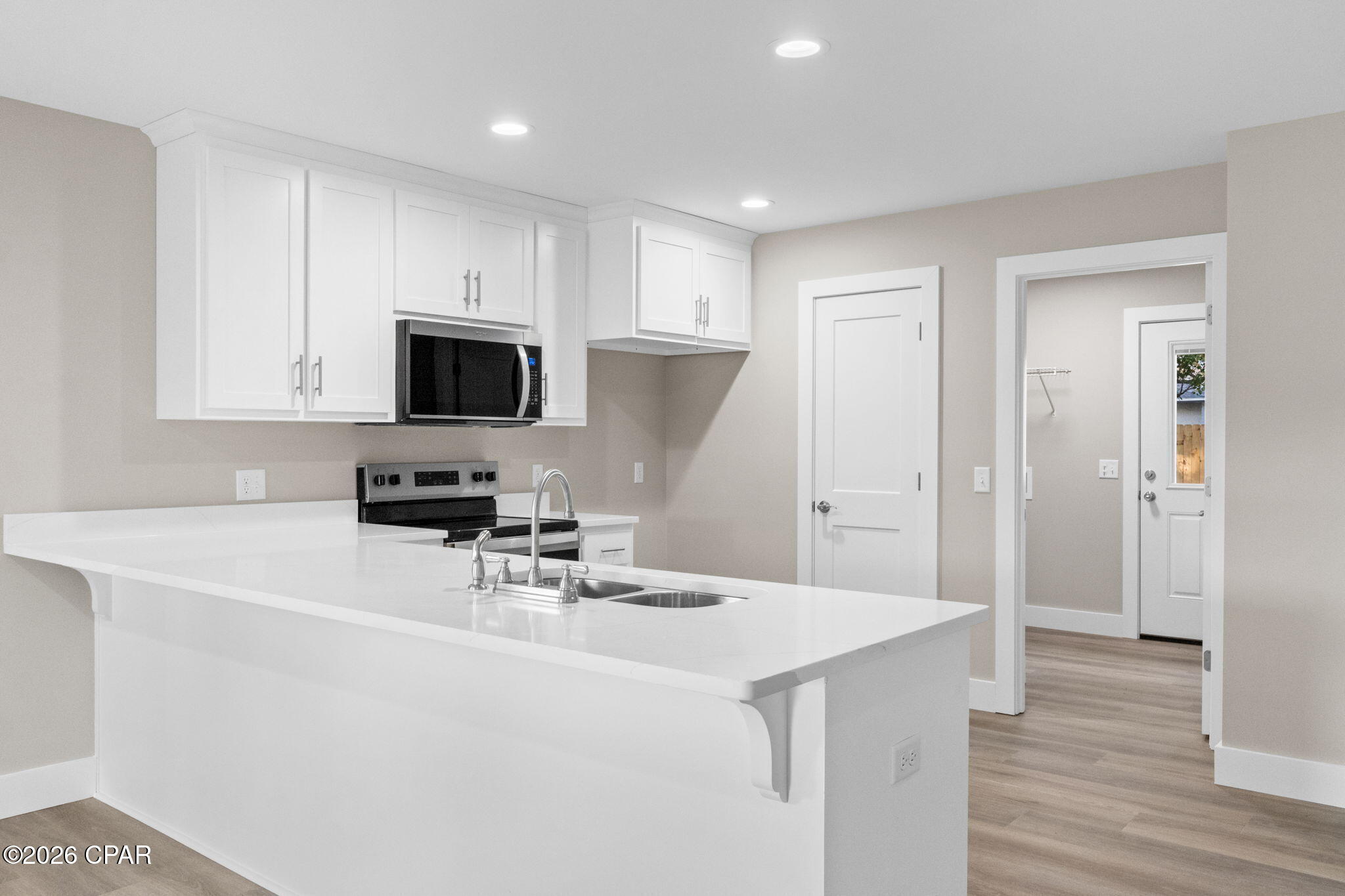 Image 11 For 727 Kirklin Avenue