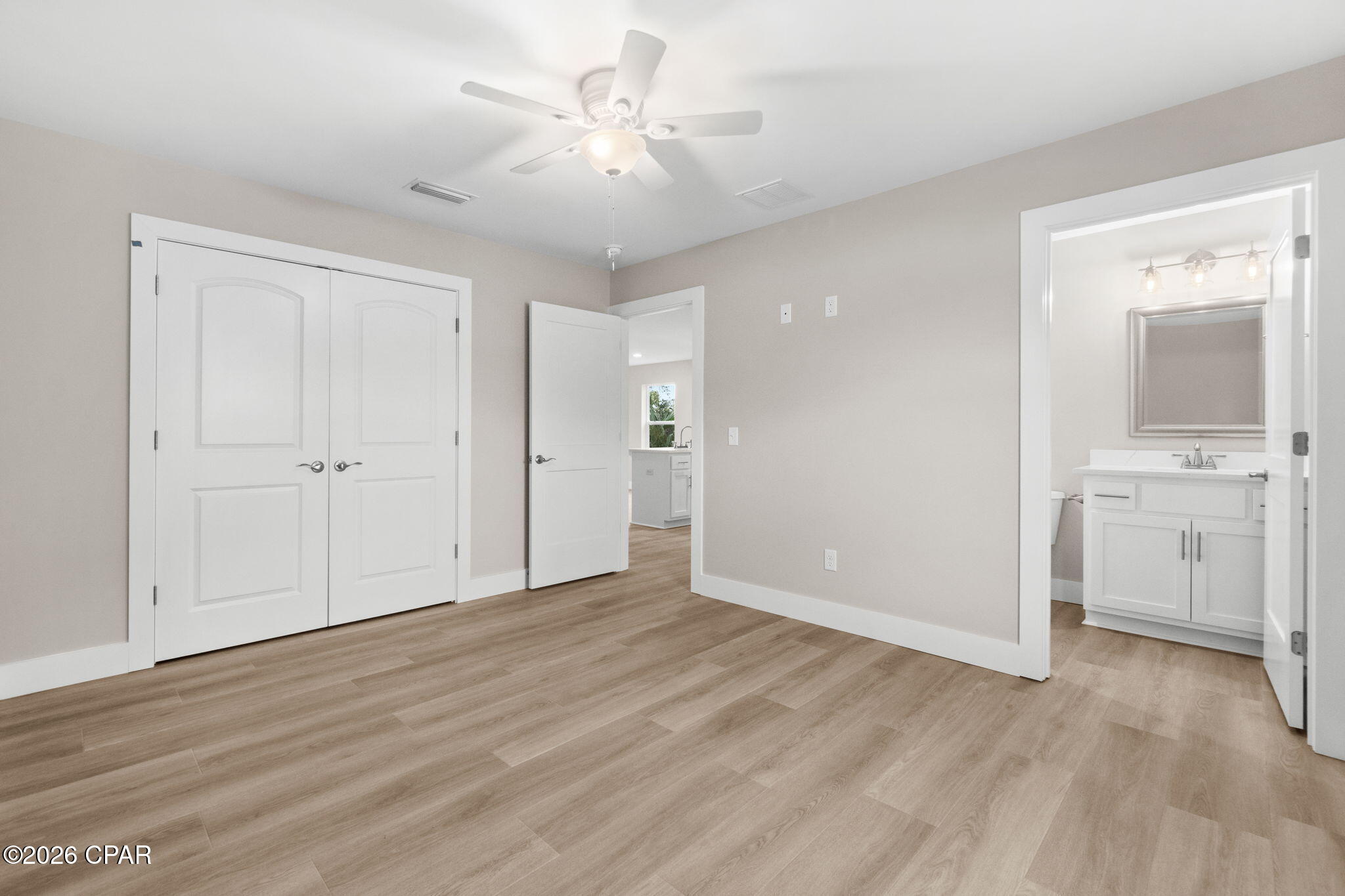 Image 12 For 727 Kirklin Avenue