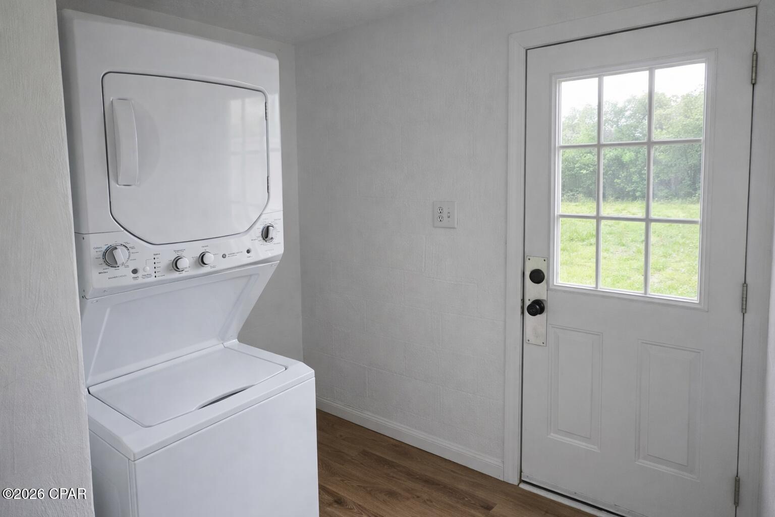 Image 11 For 543 9th Street 541-543