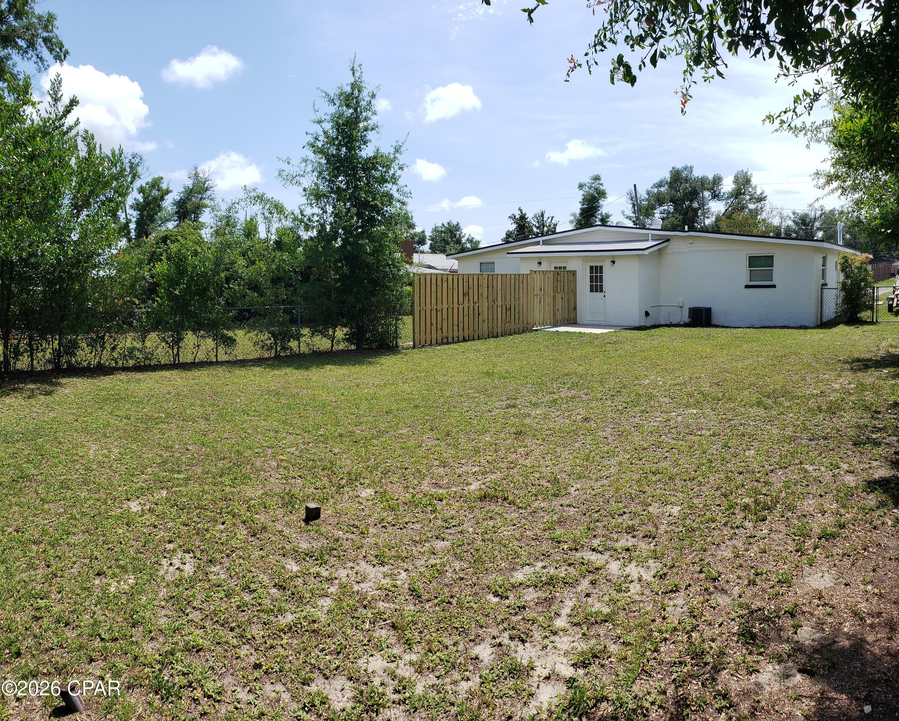 Image 13 For 543 9th Street 541-543