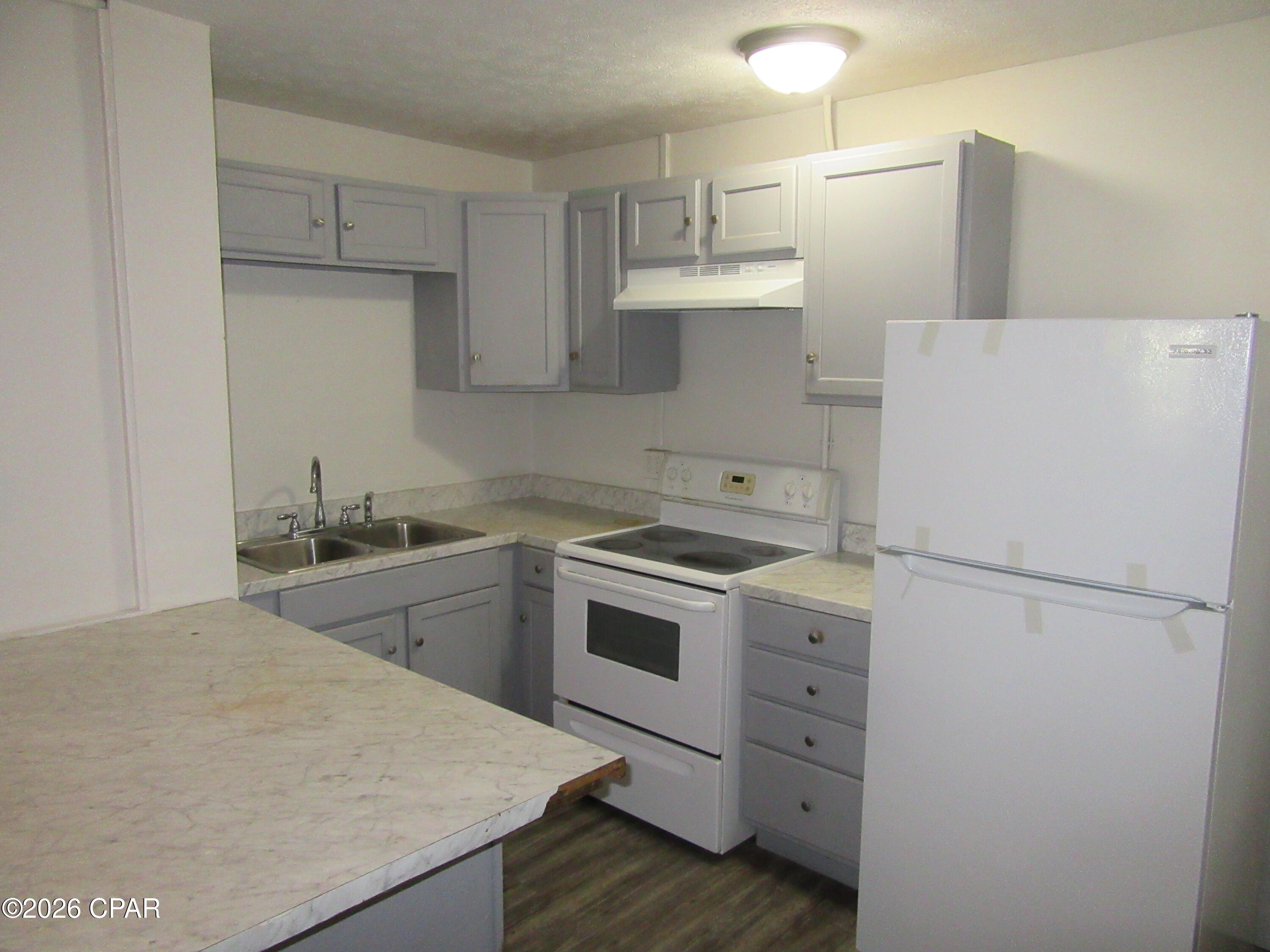 Image 8 For 1511 Molitor Avenue #6