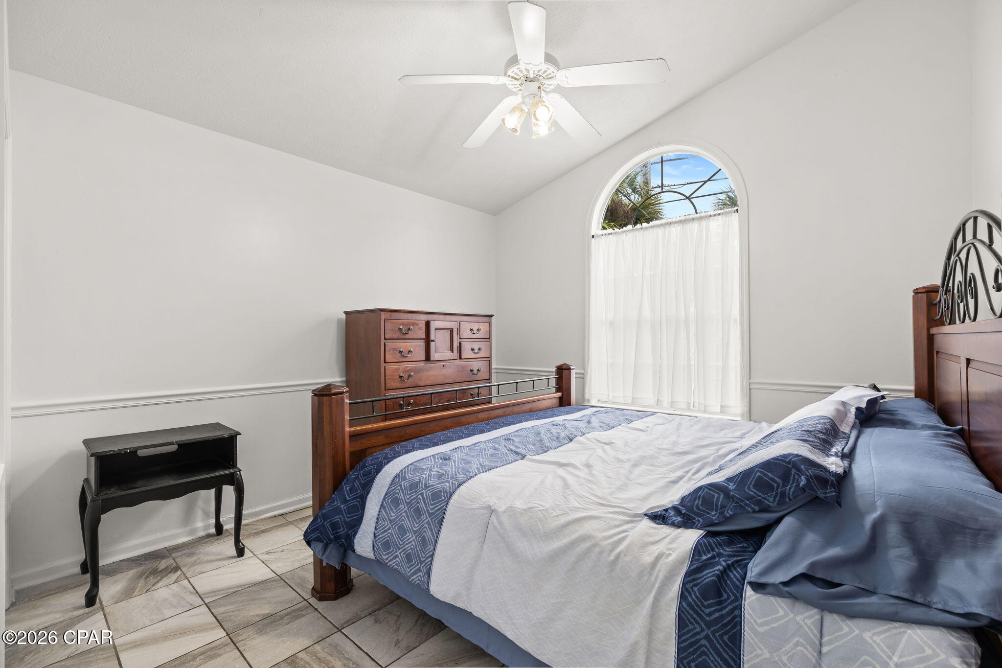 Image 14 For 17826 Front Beach Road