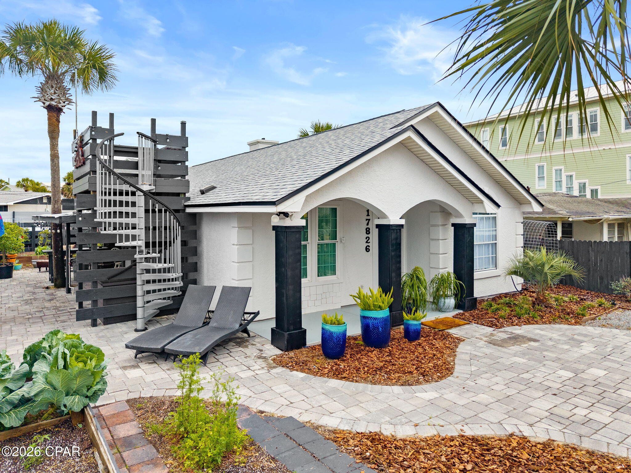 Image 2 For 17826 Front Beach Road