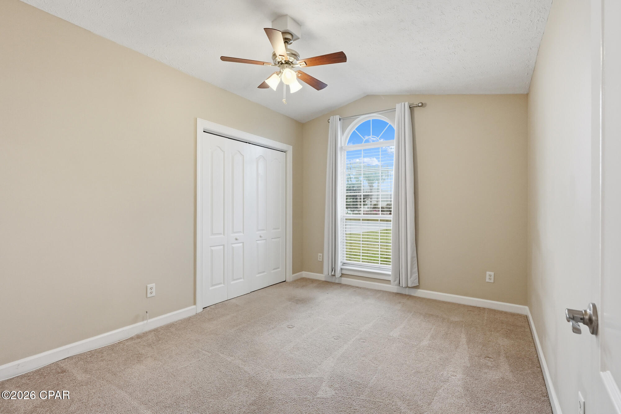 Image 18 For 104 Bimini Court