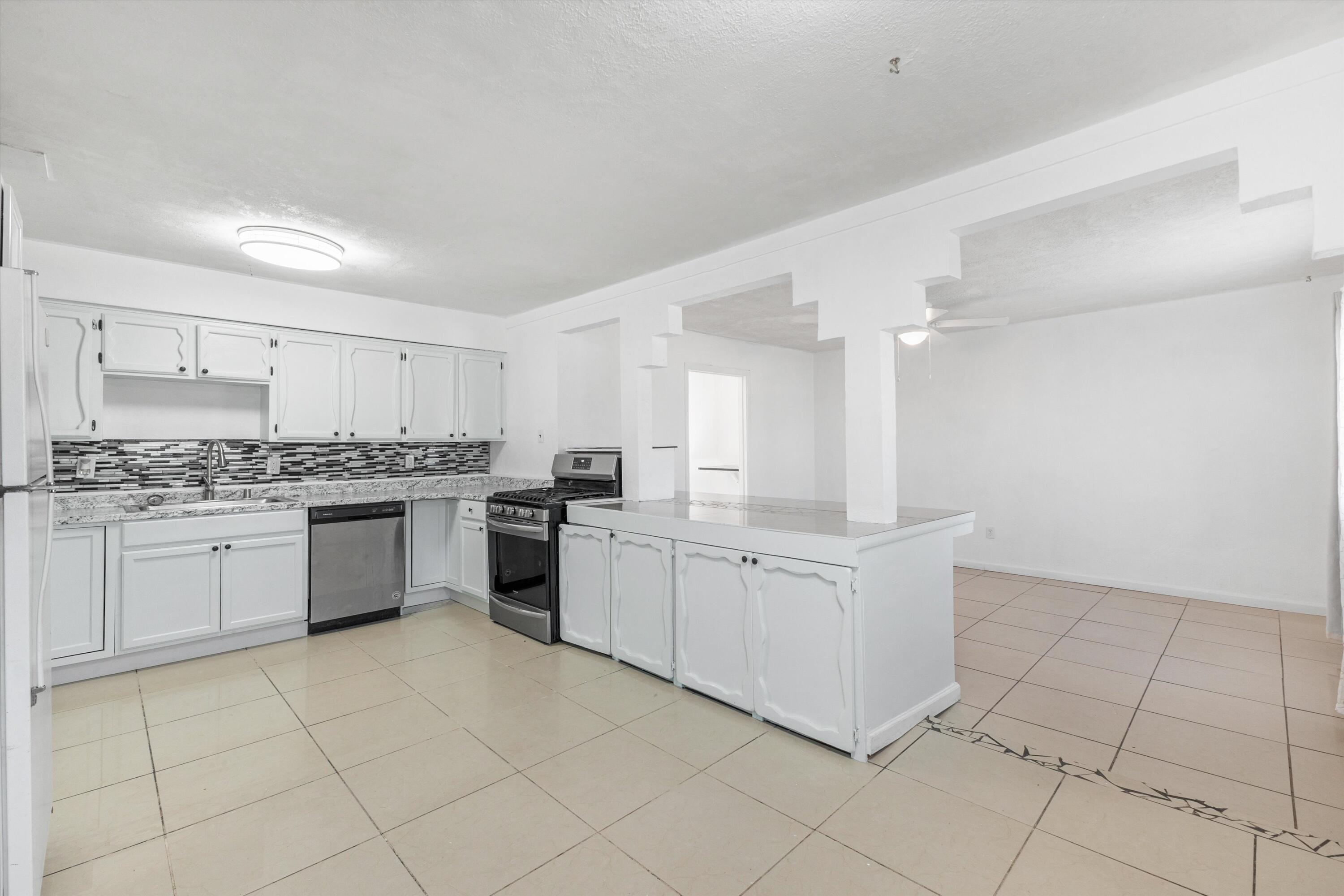 Homes for sale in Albuquerque, NM | 3513 Camino Alameda Sw, Albuquerque, NM 87105 | MLS# 1100261